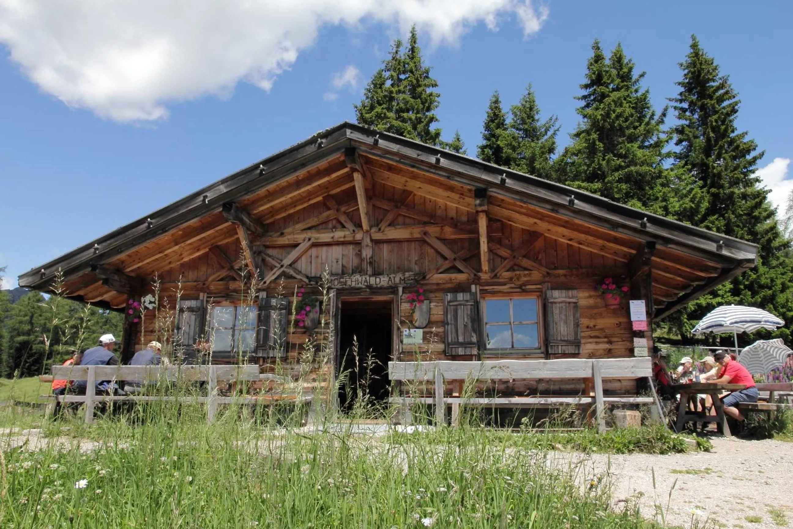 Hiking in Appartment Maria