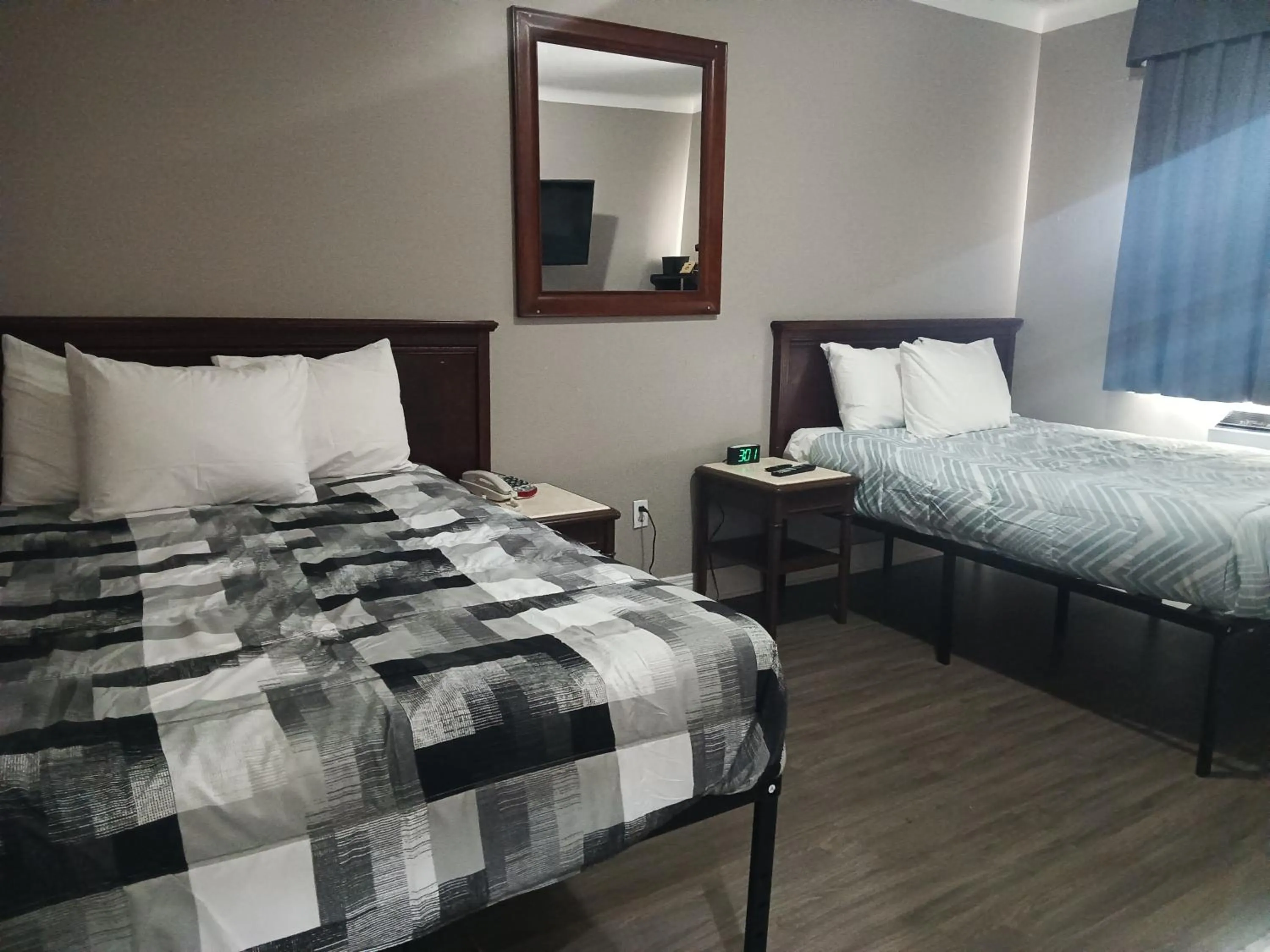 Bedroom, Bed in London residency inn