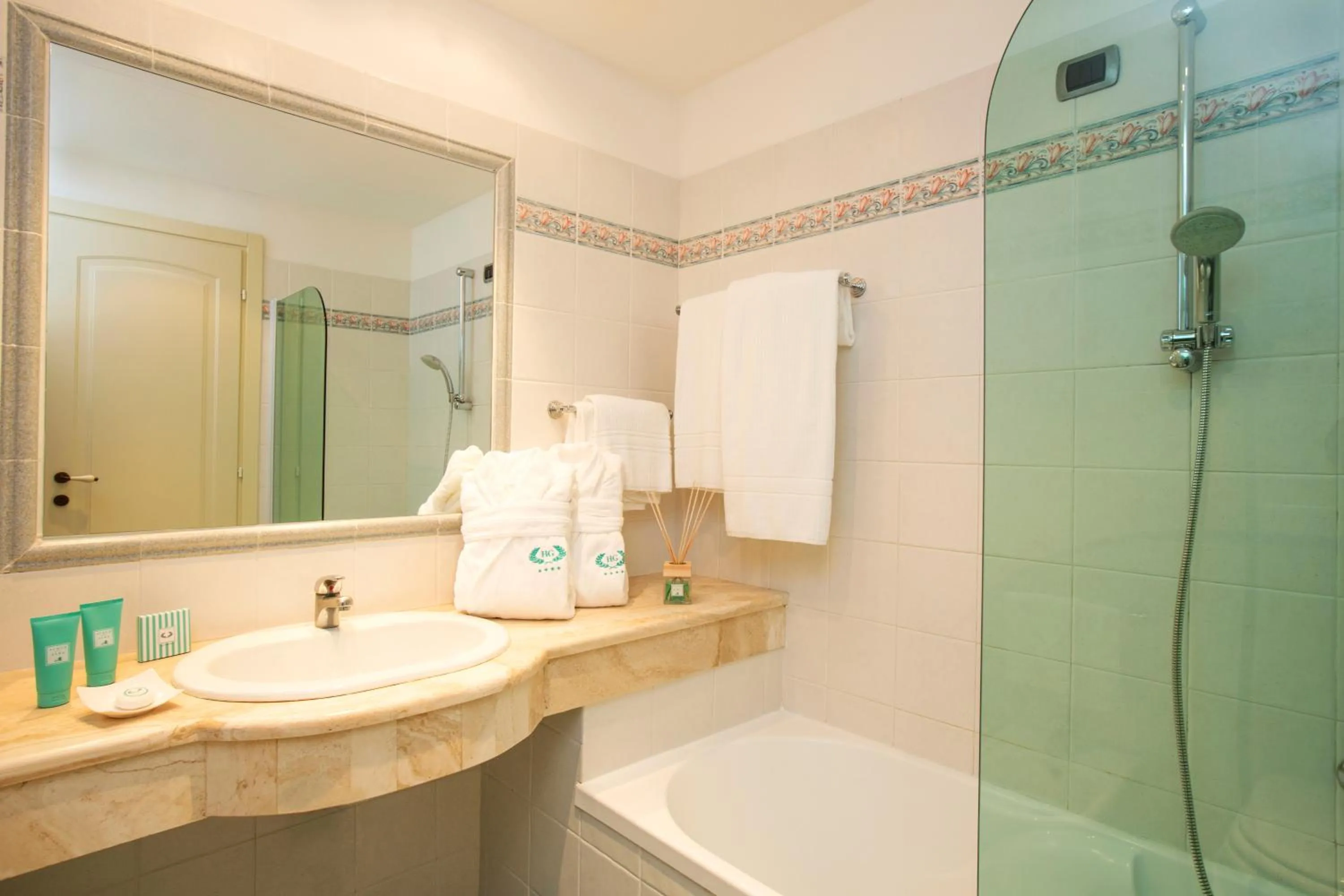 Bathroom in Hotel Del Golfo