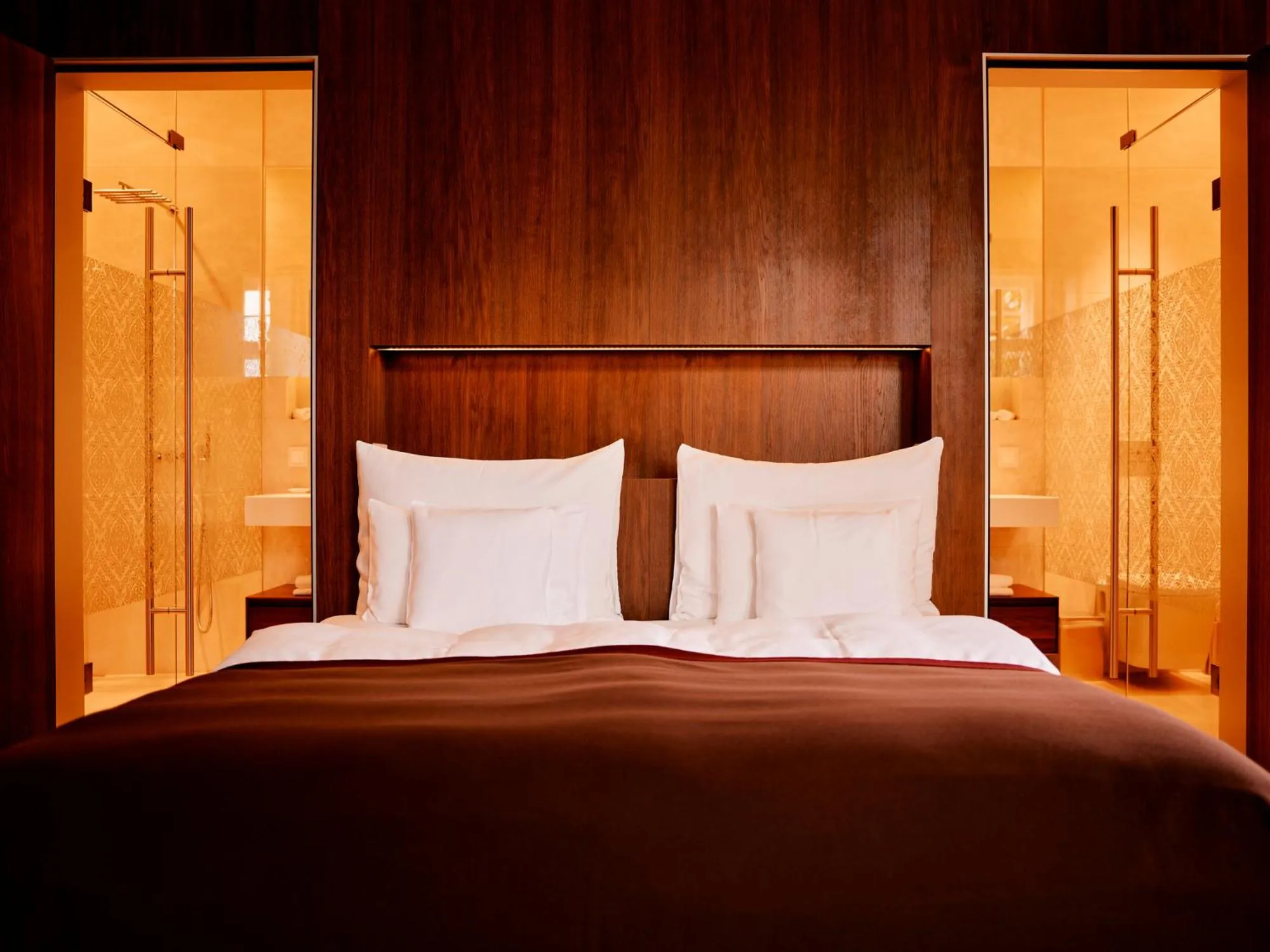 Bed in TAUROA Steirerschlössl