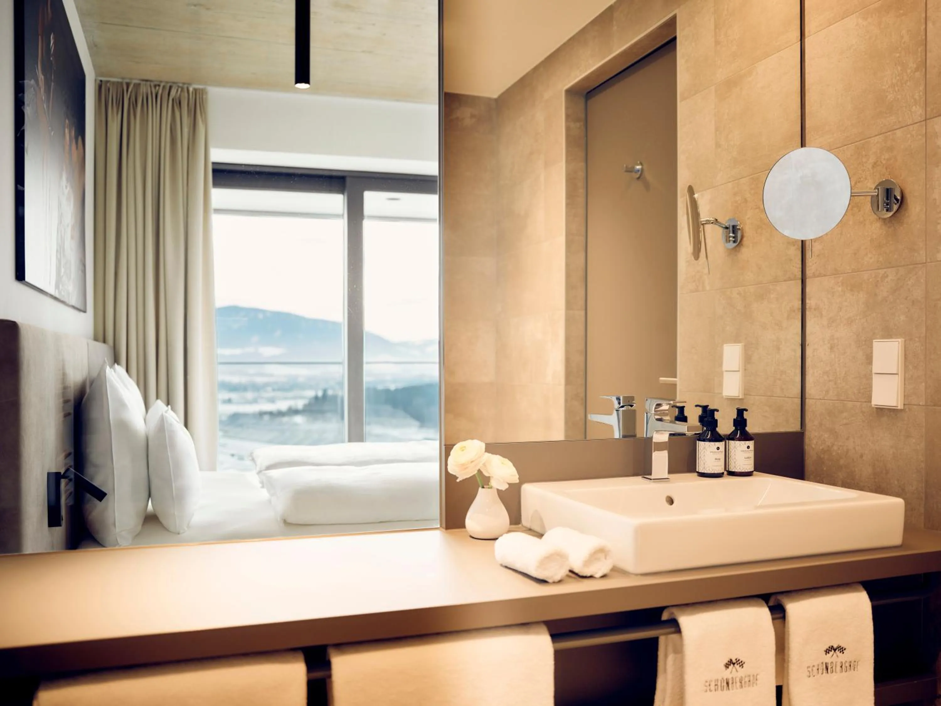 Bathroom in WIEDERERÖFFNUNG - TAUROA Schönberghof Spielberg