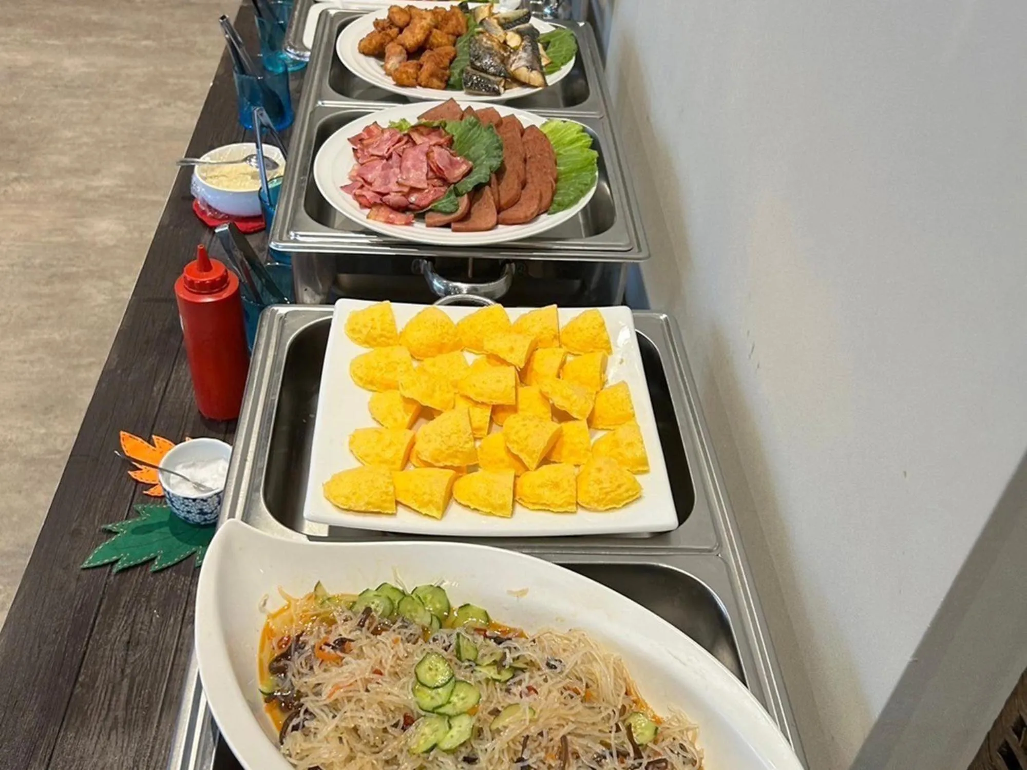 Buffet breakfast in Green Rich Hotel & Capsule Naha - Artificial hot spring Futamata Yunohana