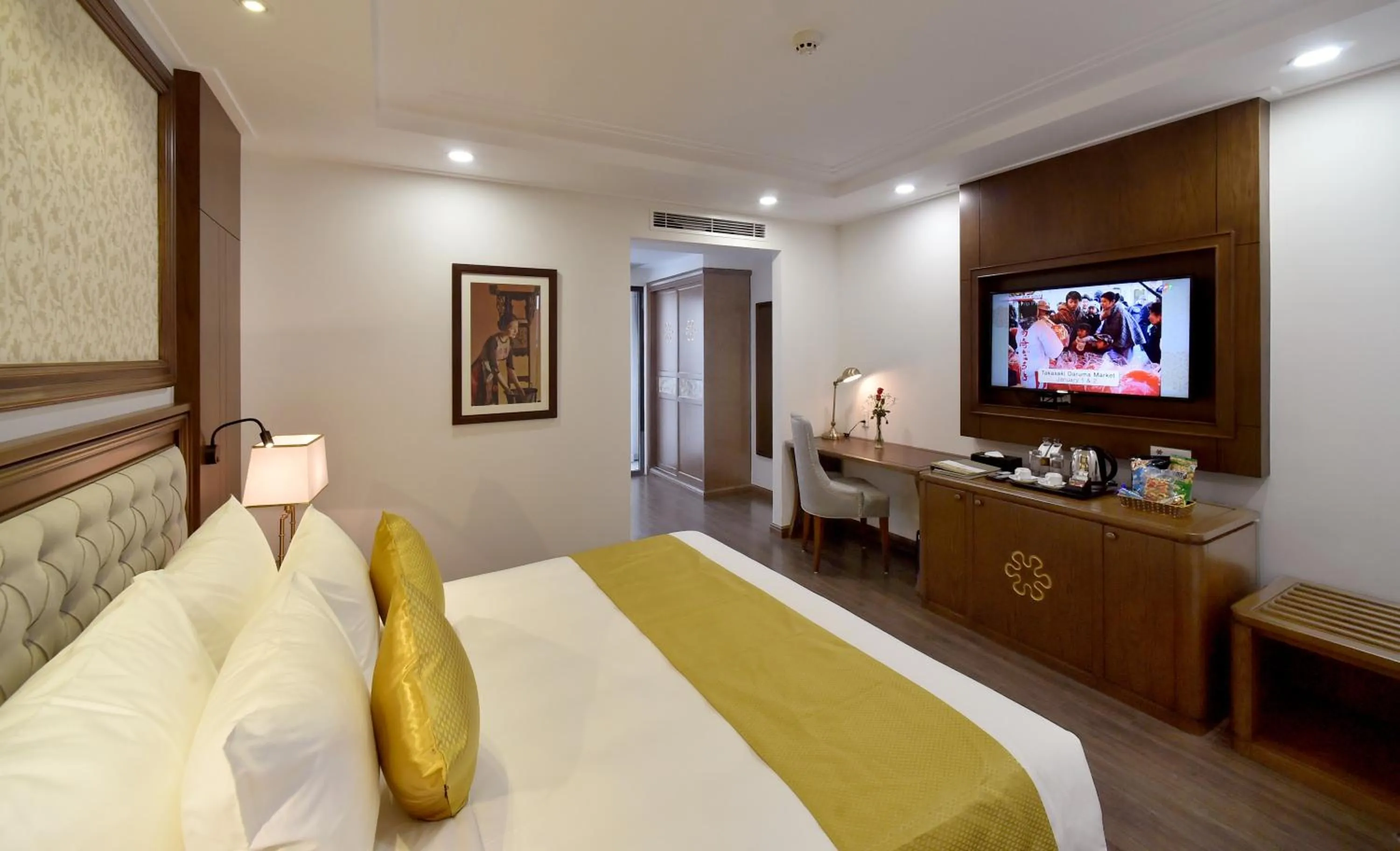 Bed in Garco Dragon Hotel 2