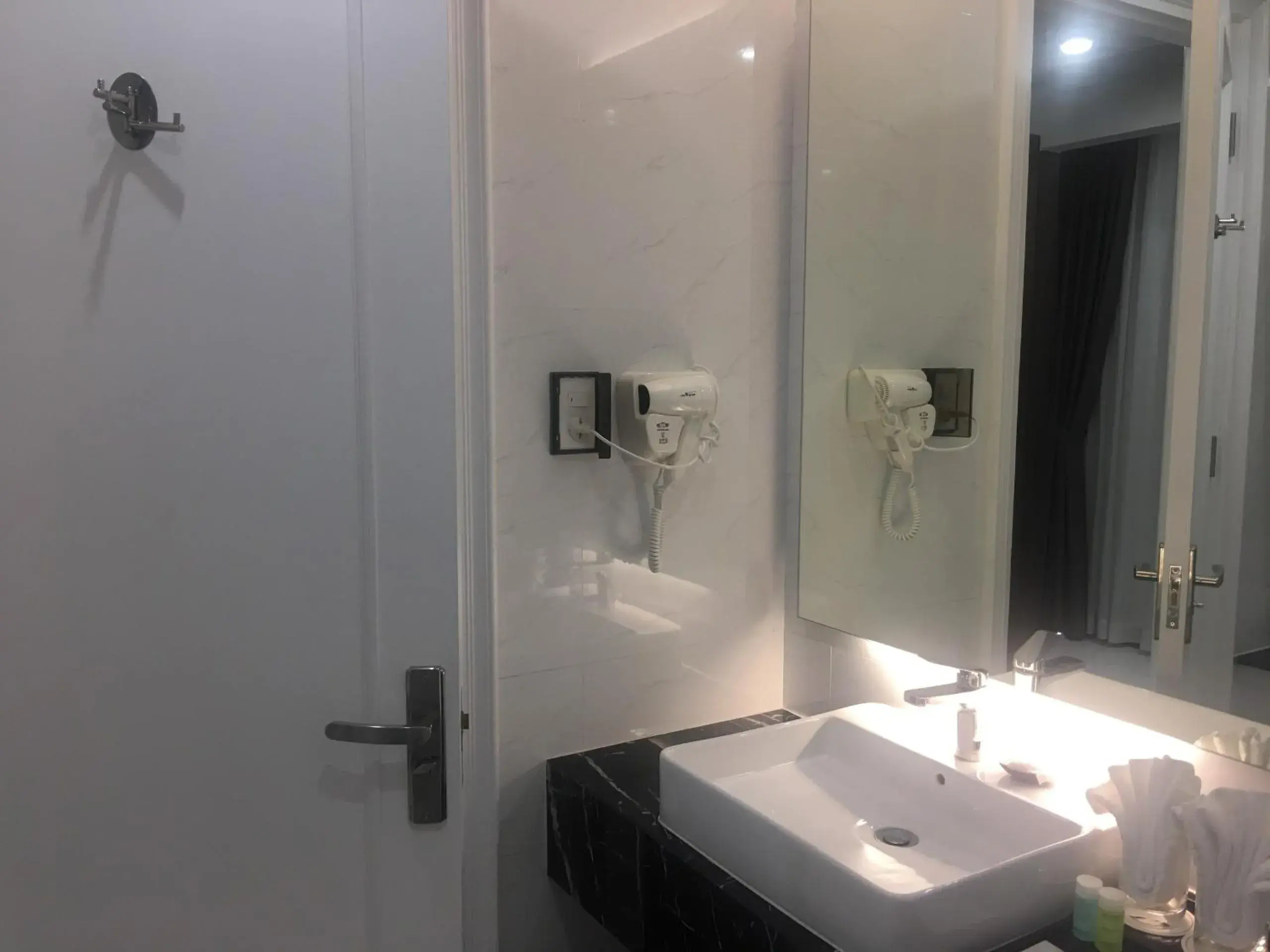 Superior Twin Room in Garco Dragon Hotel 2 Superior Twin Room in Garco Dragon Hotel 2