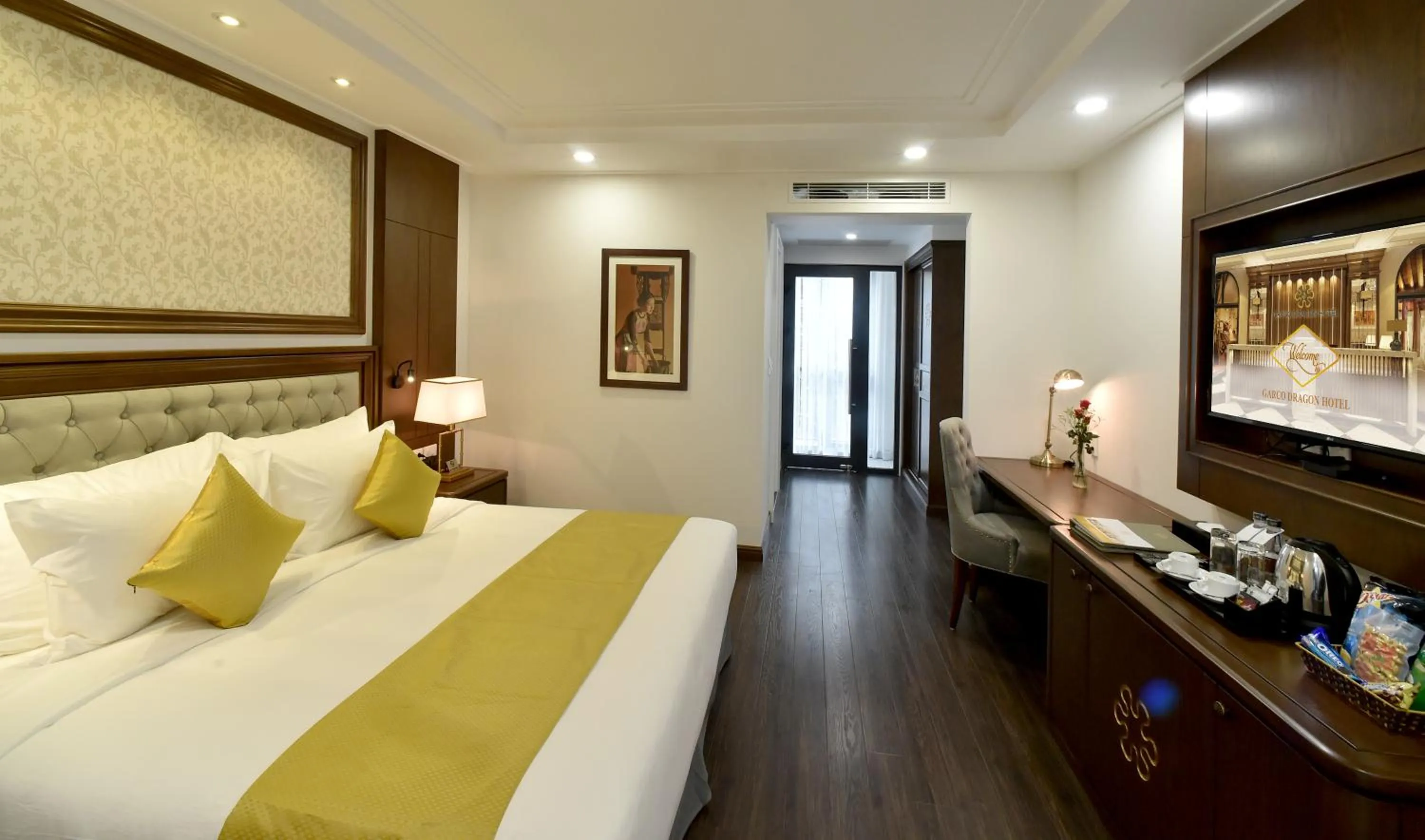 Bed in Garco Dragon Hotel 2