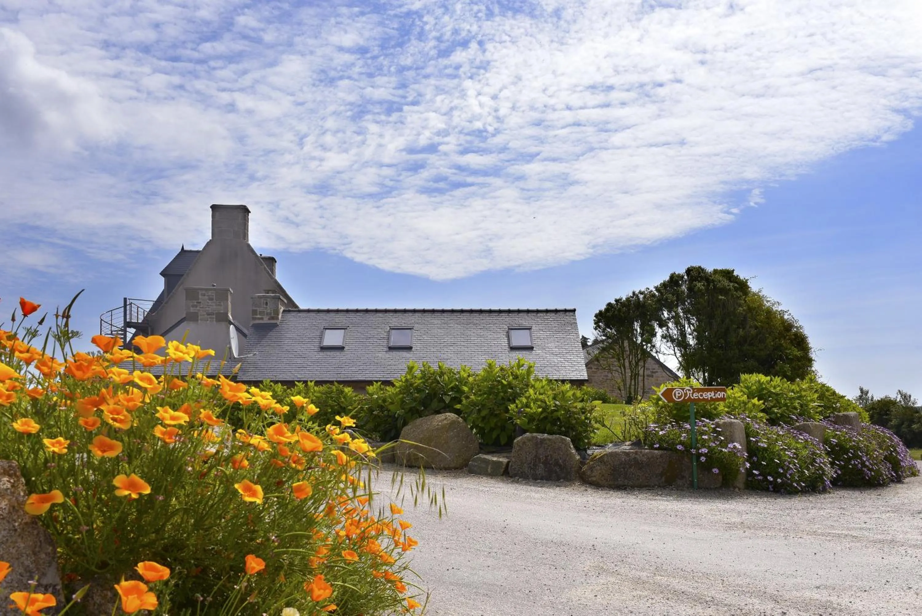 Facade/entrance in Domaine de Kerzuat