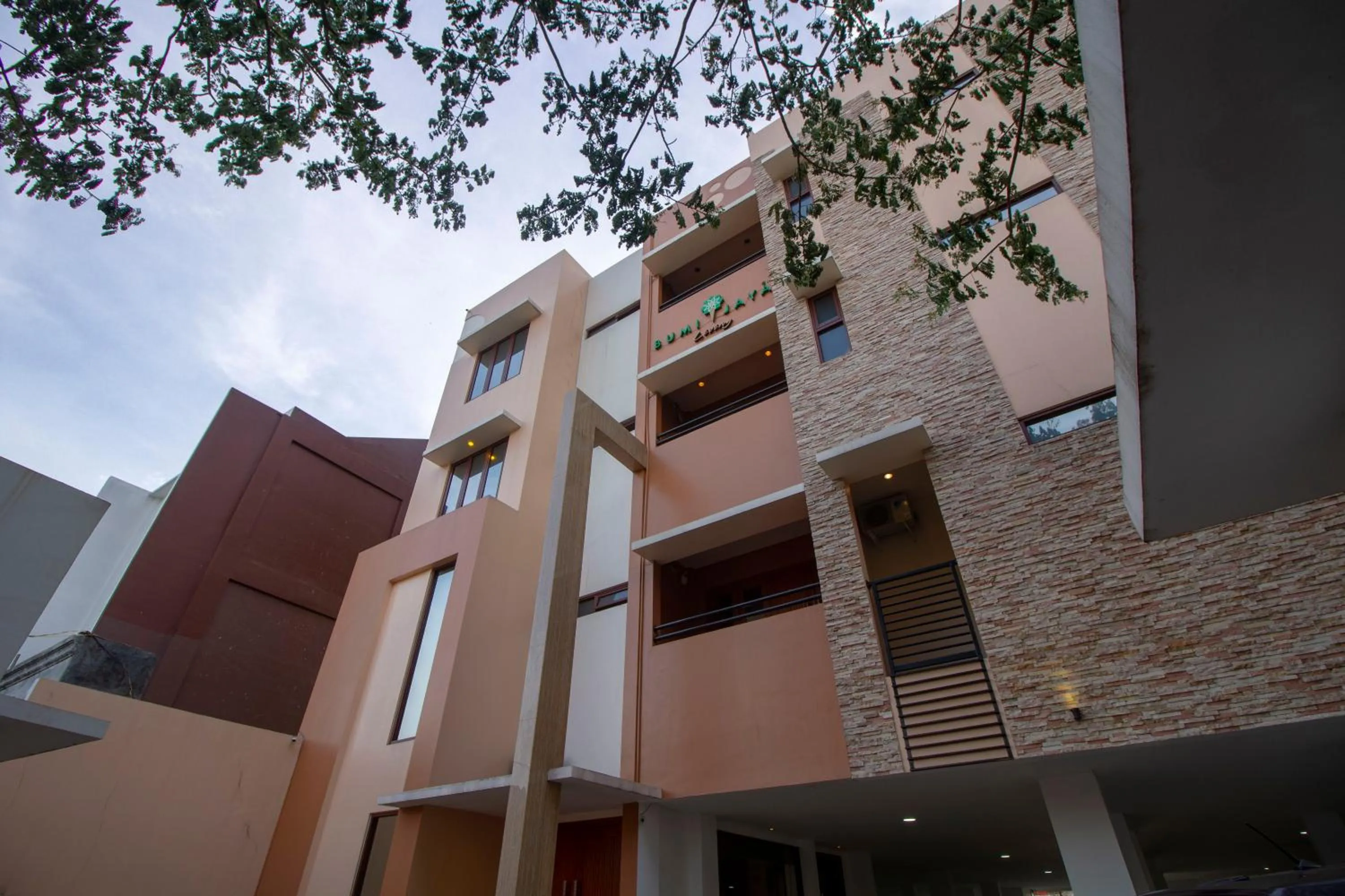 Property building in RedDoorz Plus @ CBD Bintaro