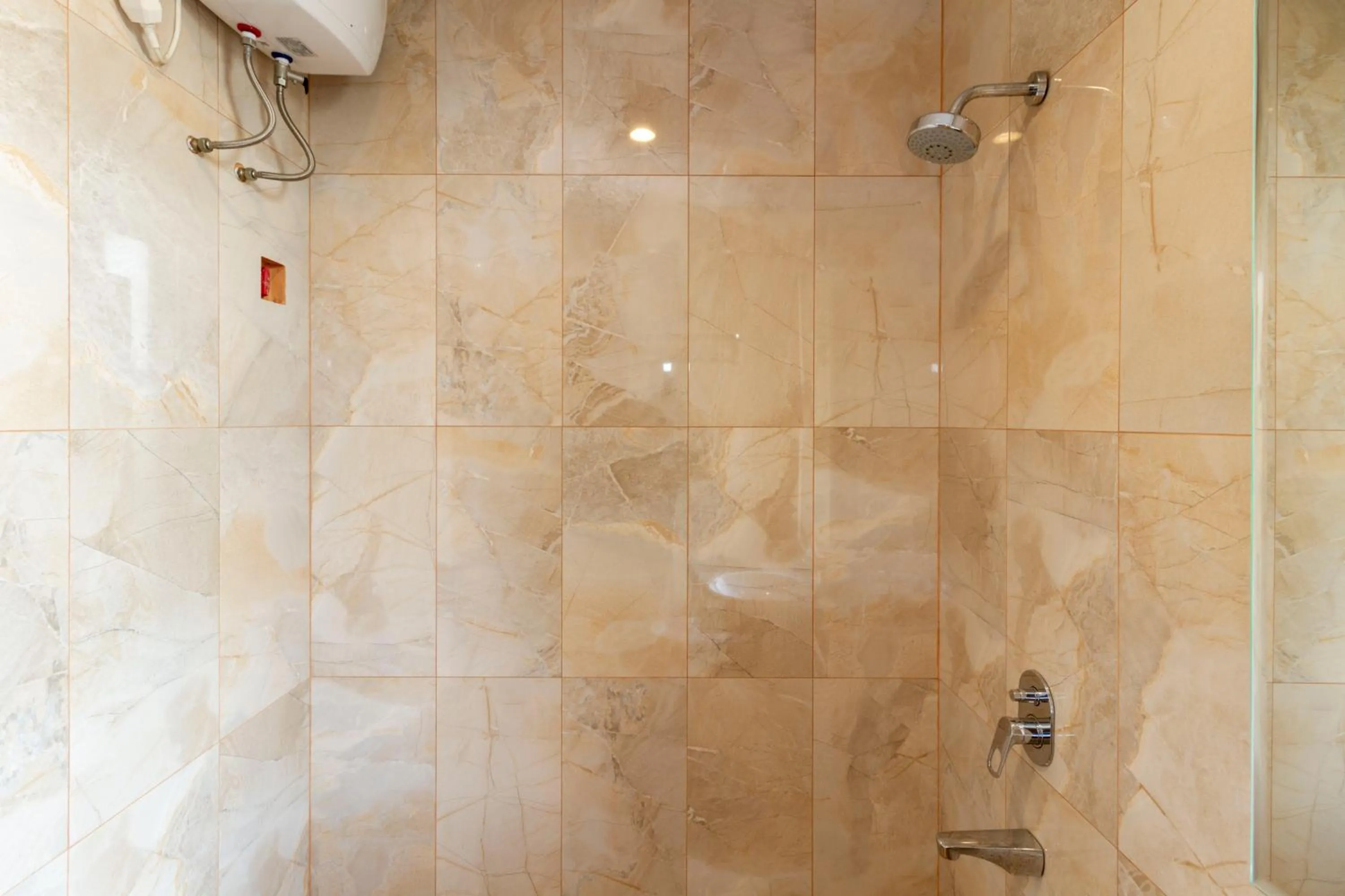 Bathroom in RedDoorz Plus @ CBD Bintaro