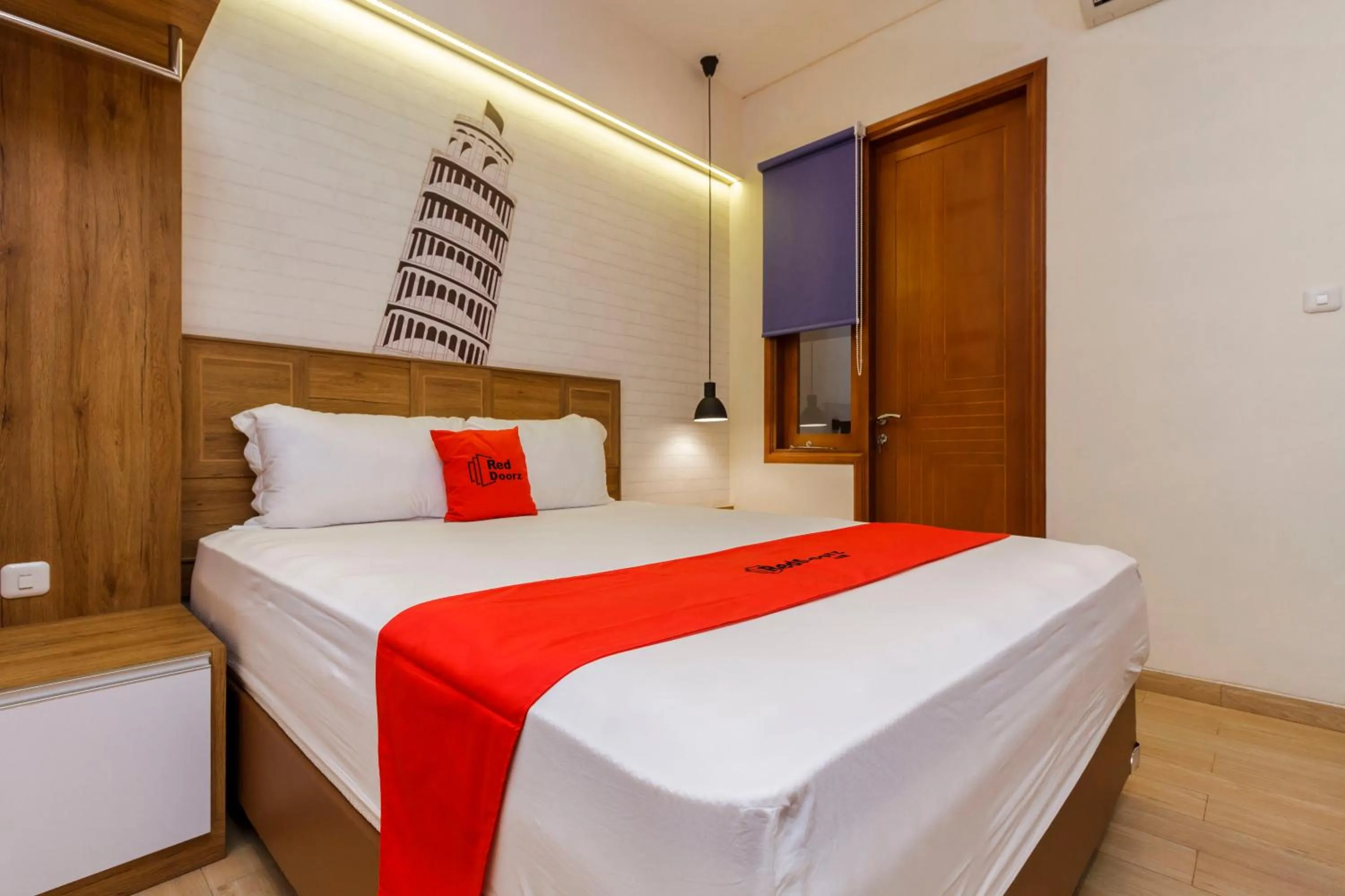 Bedroom, Bed in RedDoorz Plus @ CBD Bintaro