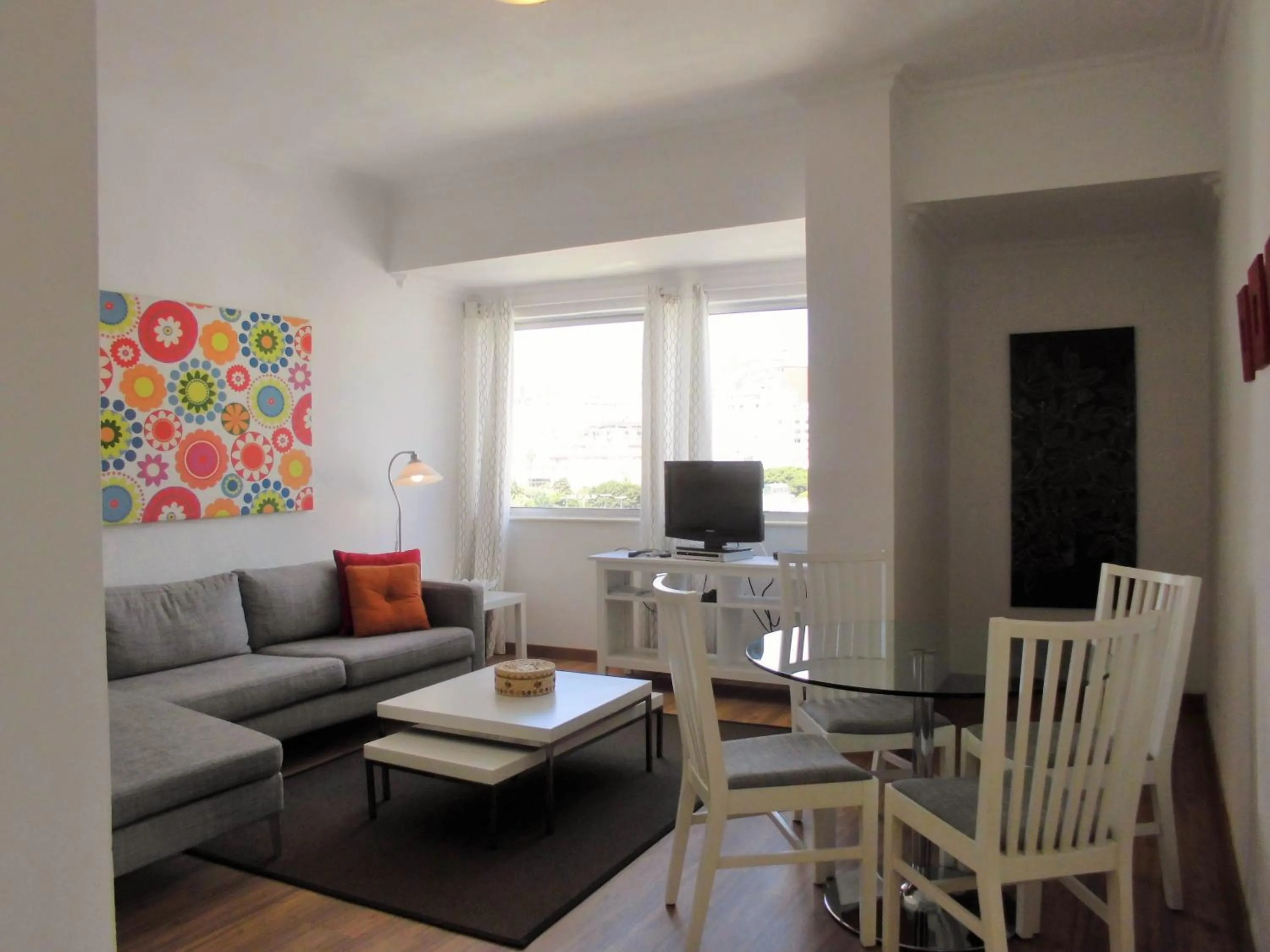 Day in Apartamentos Bruja