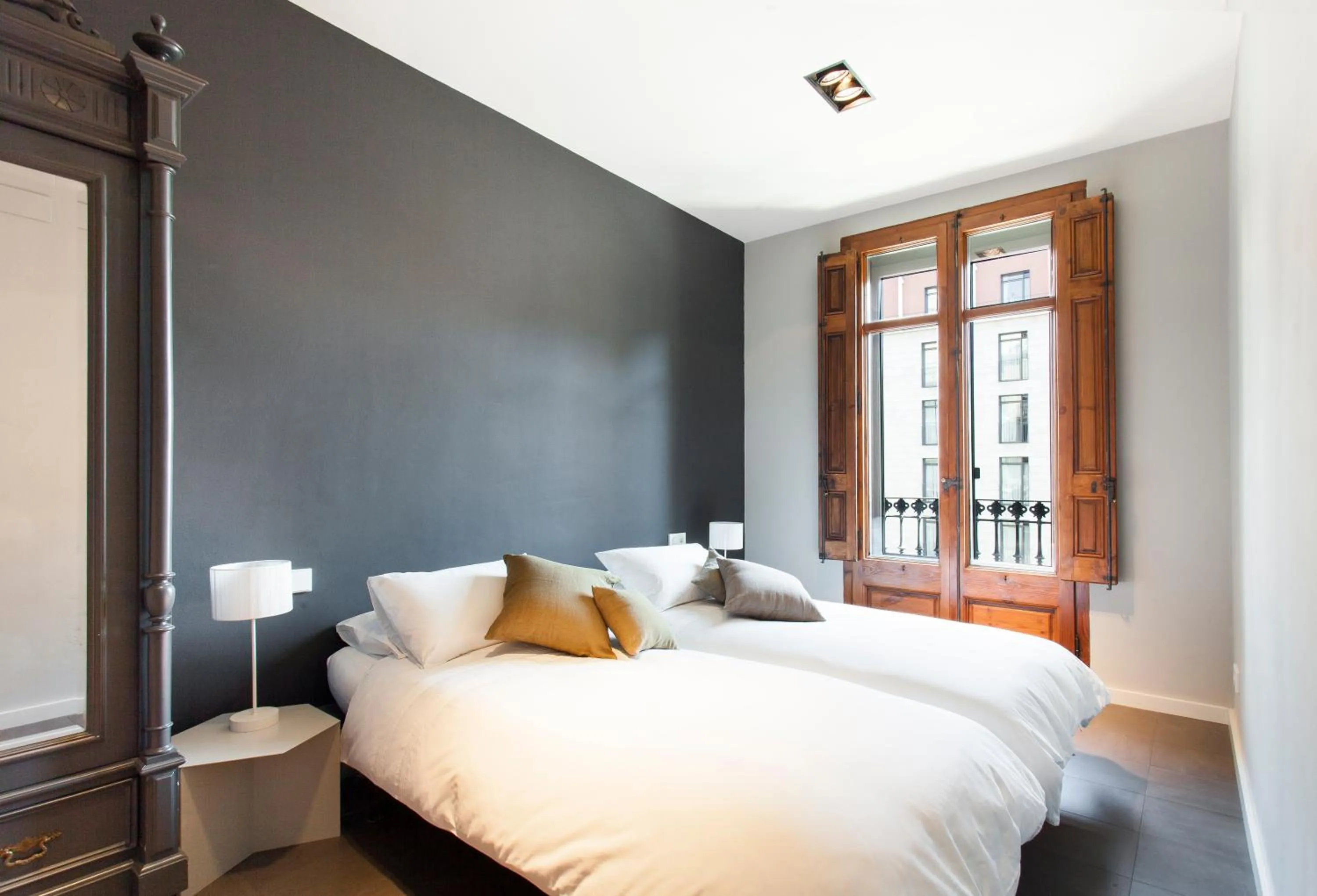 Bed in DestinationBCN Universitat Apartments