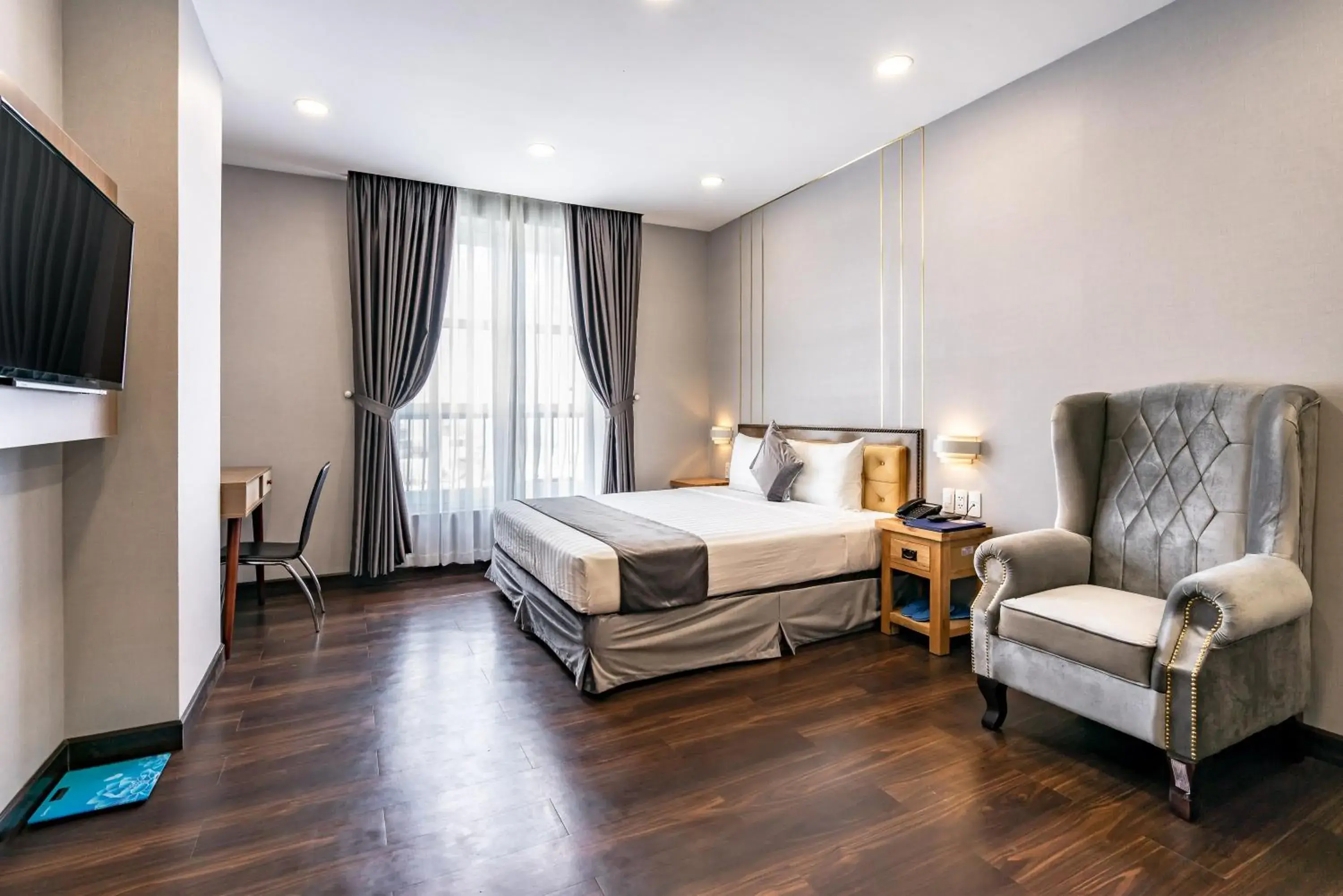 Deluxe Studio in Emerald Central Deluxe Studio in Emerald Central