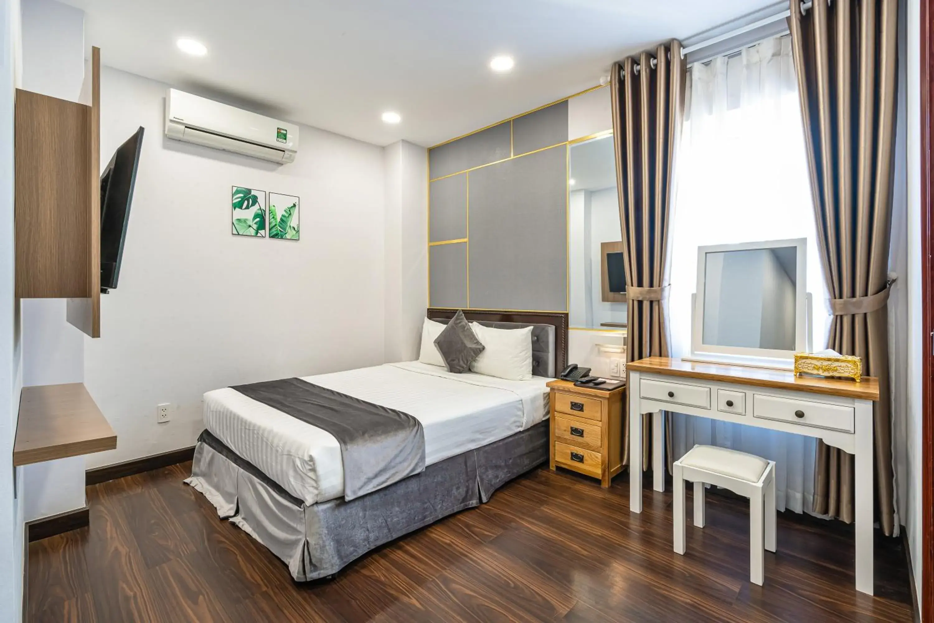Standard Double Room in Emerald Central Standard Double Room in Emerald Central