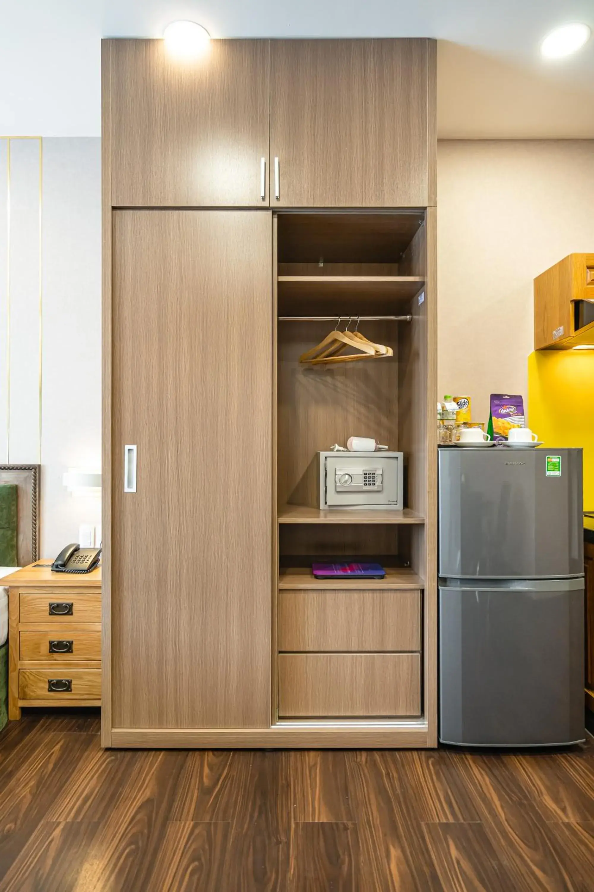 Standard Studio in Emerald Central Standard Studio in Emerald Central