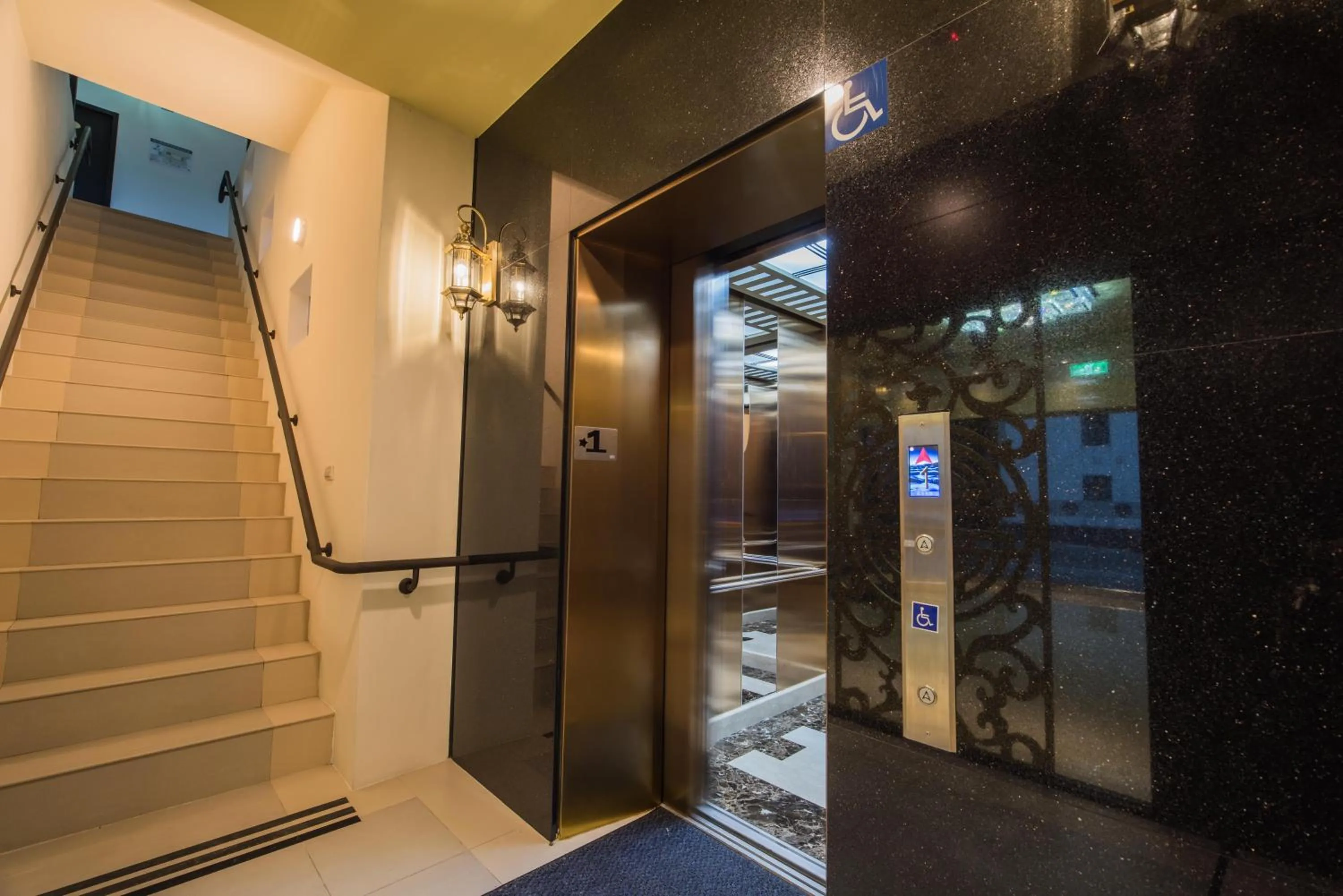 elevator in Dongdaemun Boutique Hotel