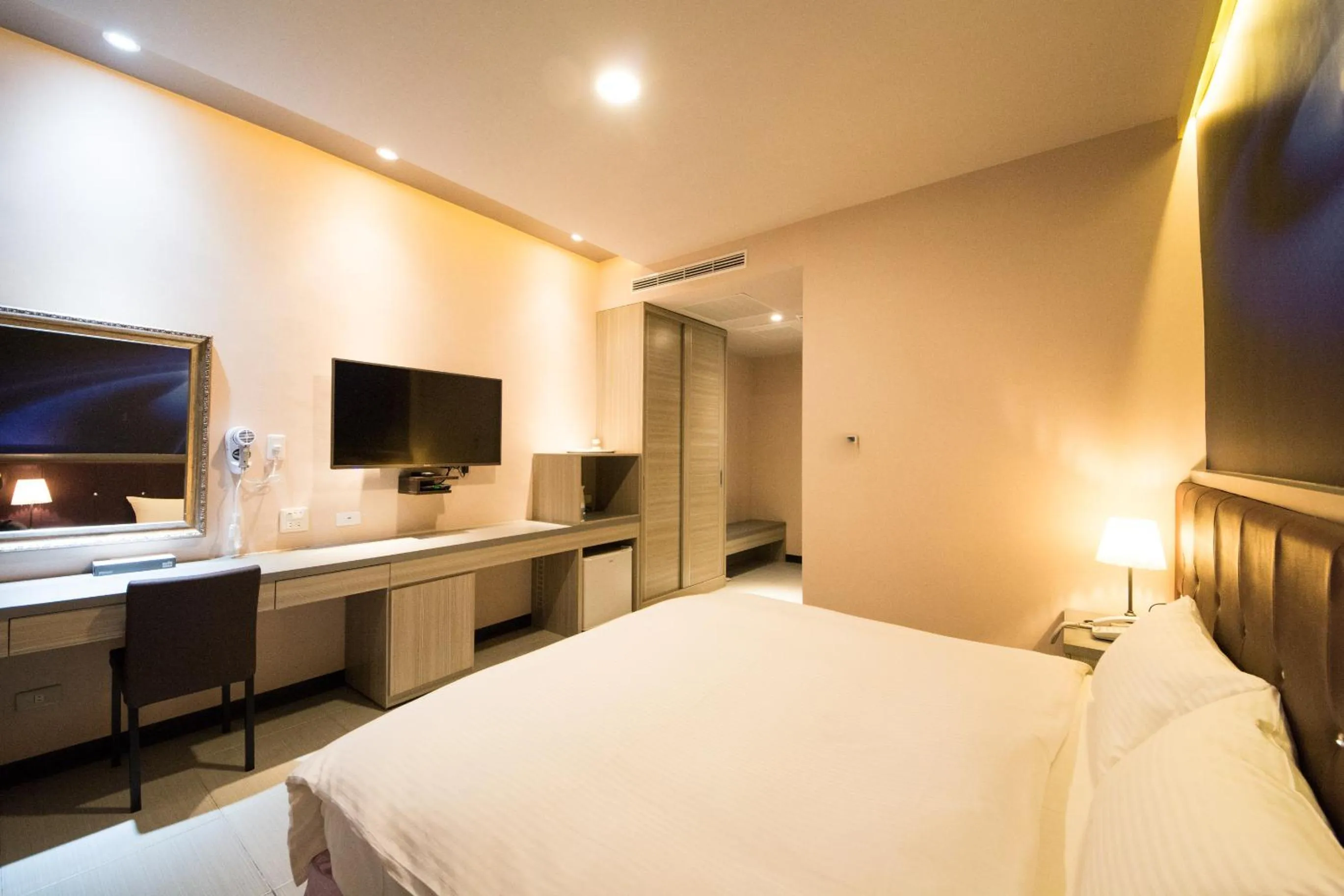 Patio, Bed in Dongdaemun Boutique Hotel