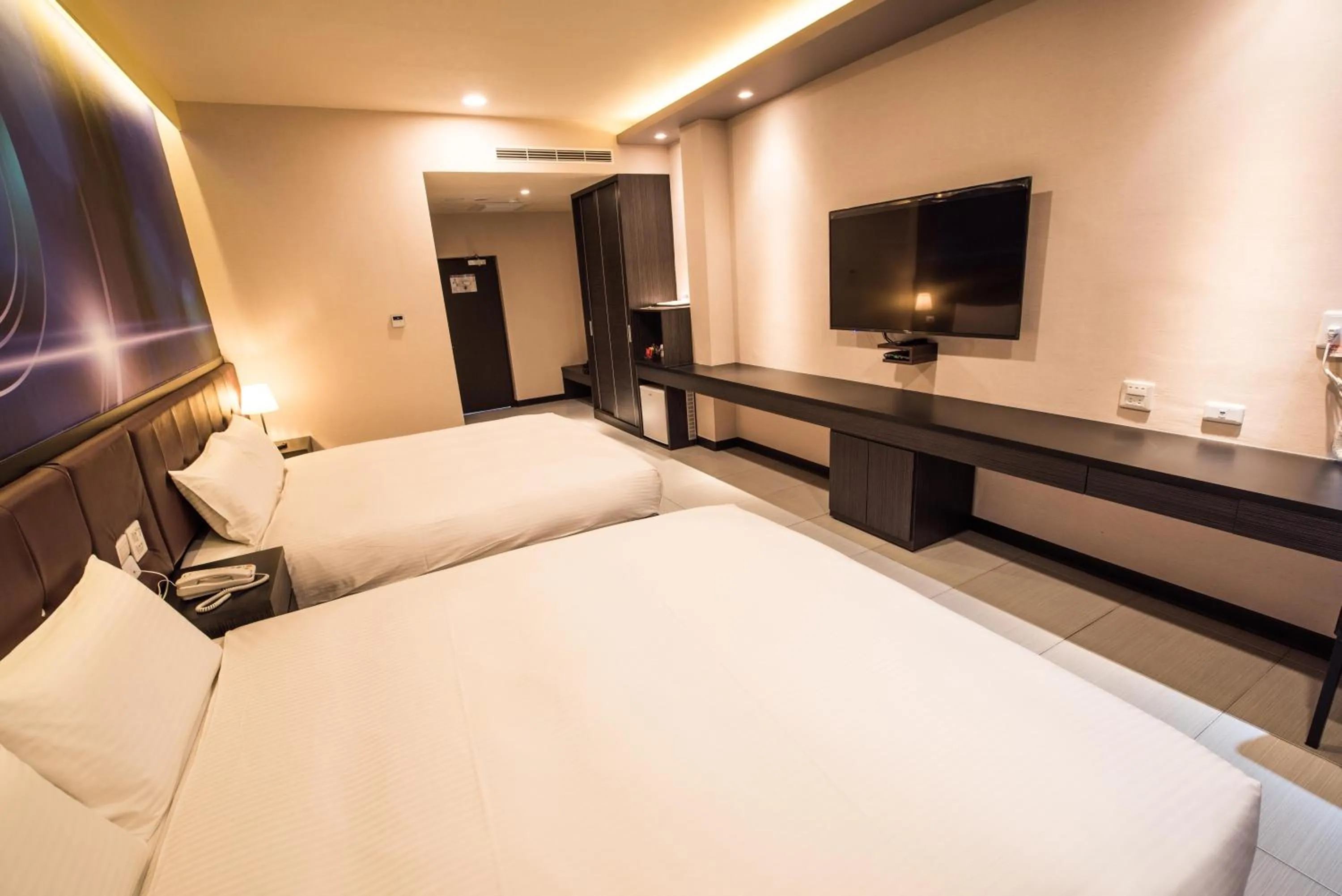 Photo of the whole room, Bed in Dongdaemun Boutique Hotel