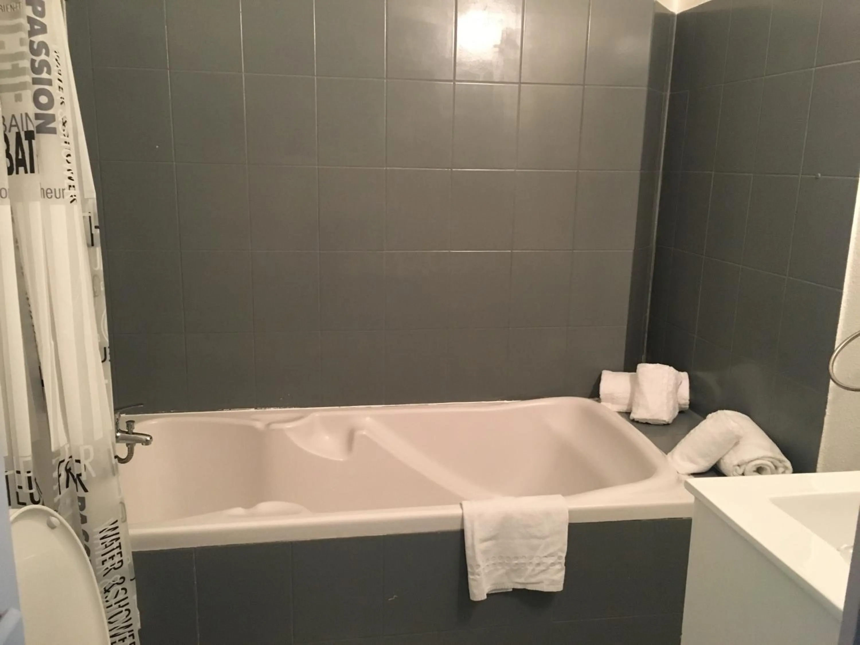 Bathroom in Hotel La Clé