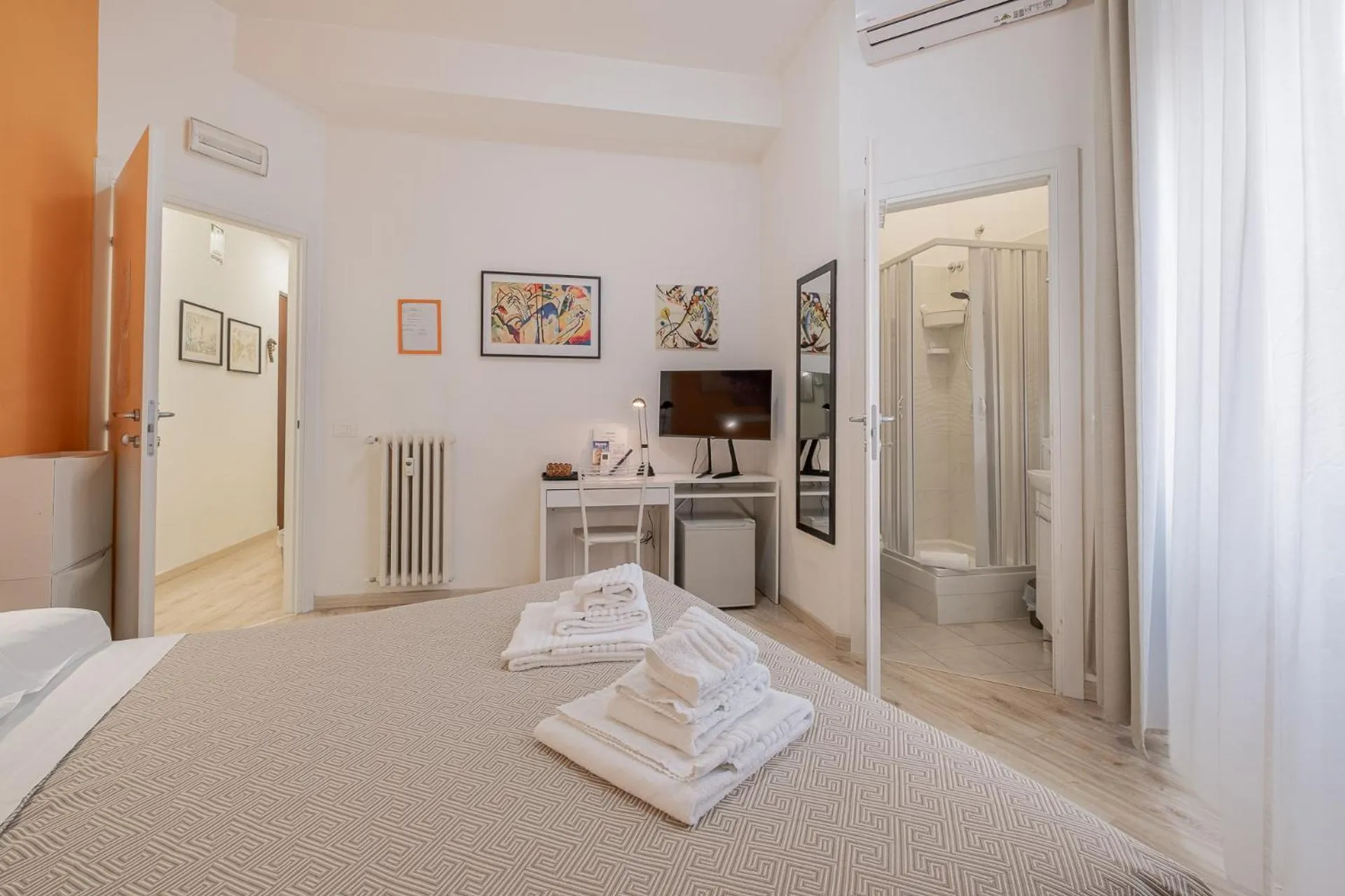 Bed in Damiani & Sister Guesthouse