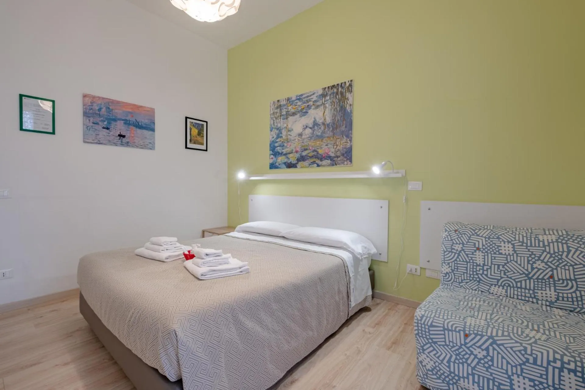 Bed in Damiani & Sister Guesthouse