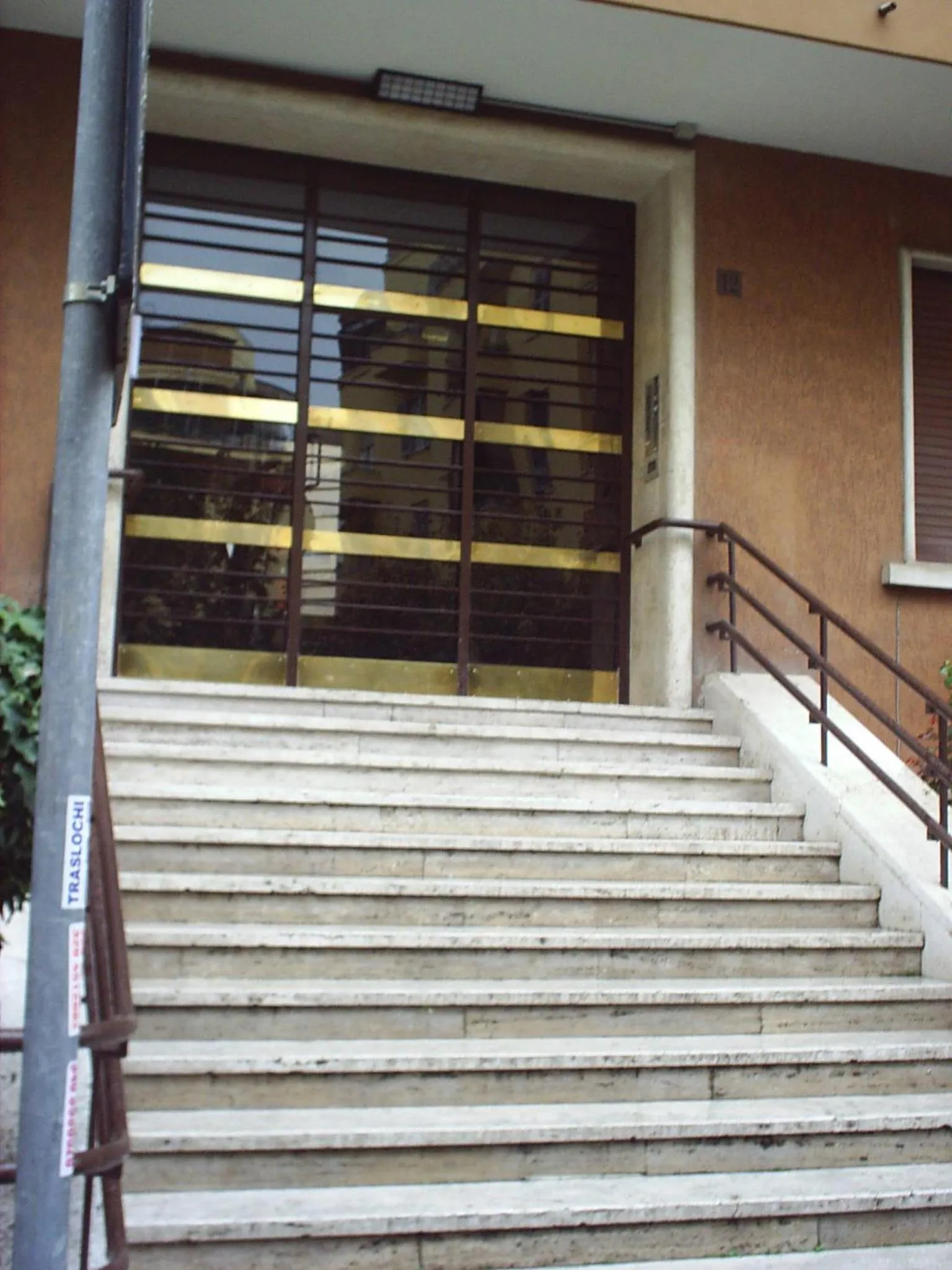 Facade/entrance in Damiani & Sister Guesthouse