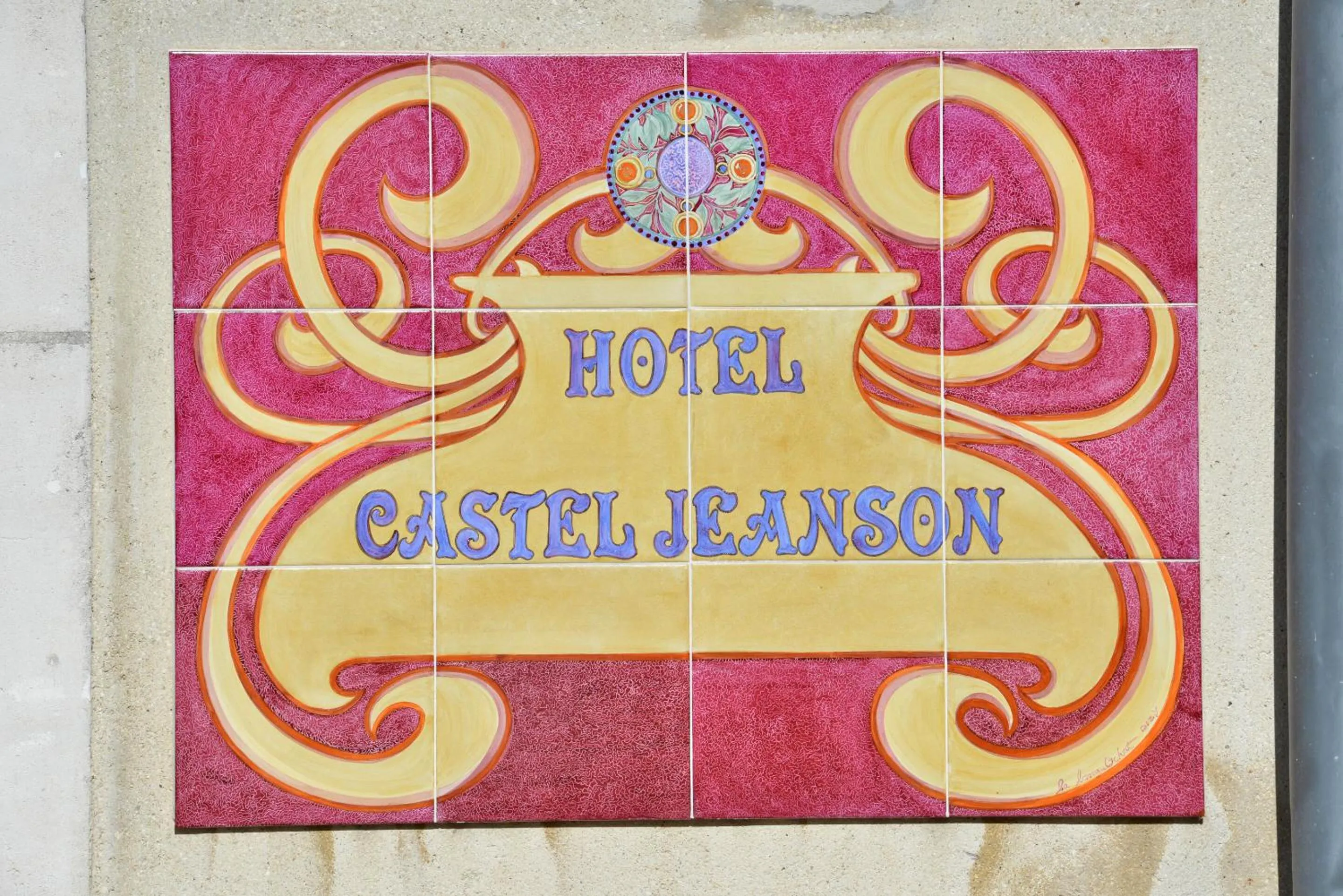 Property logo or sign in Hotel Castel Jeanson