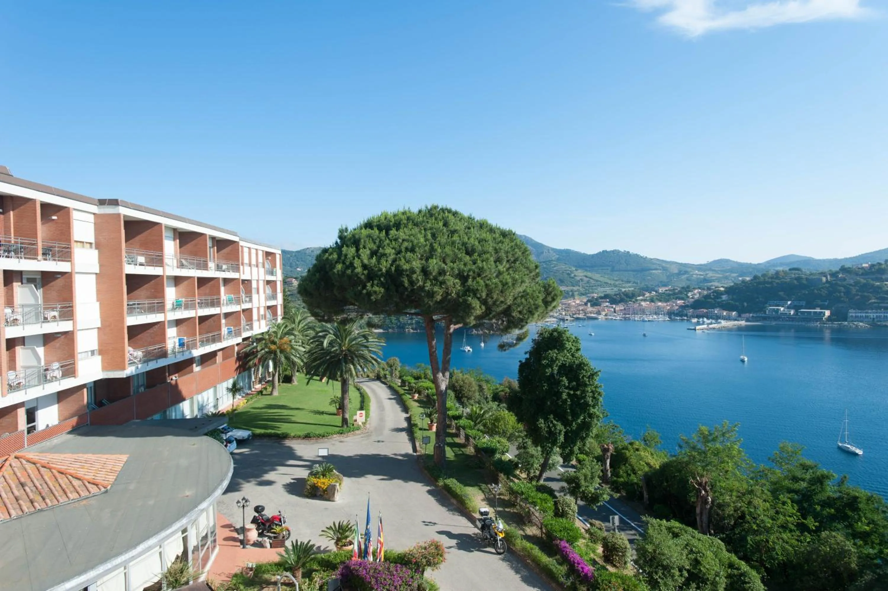 Property building in TH Capoliveri - Grand Hotel Elba International