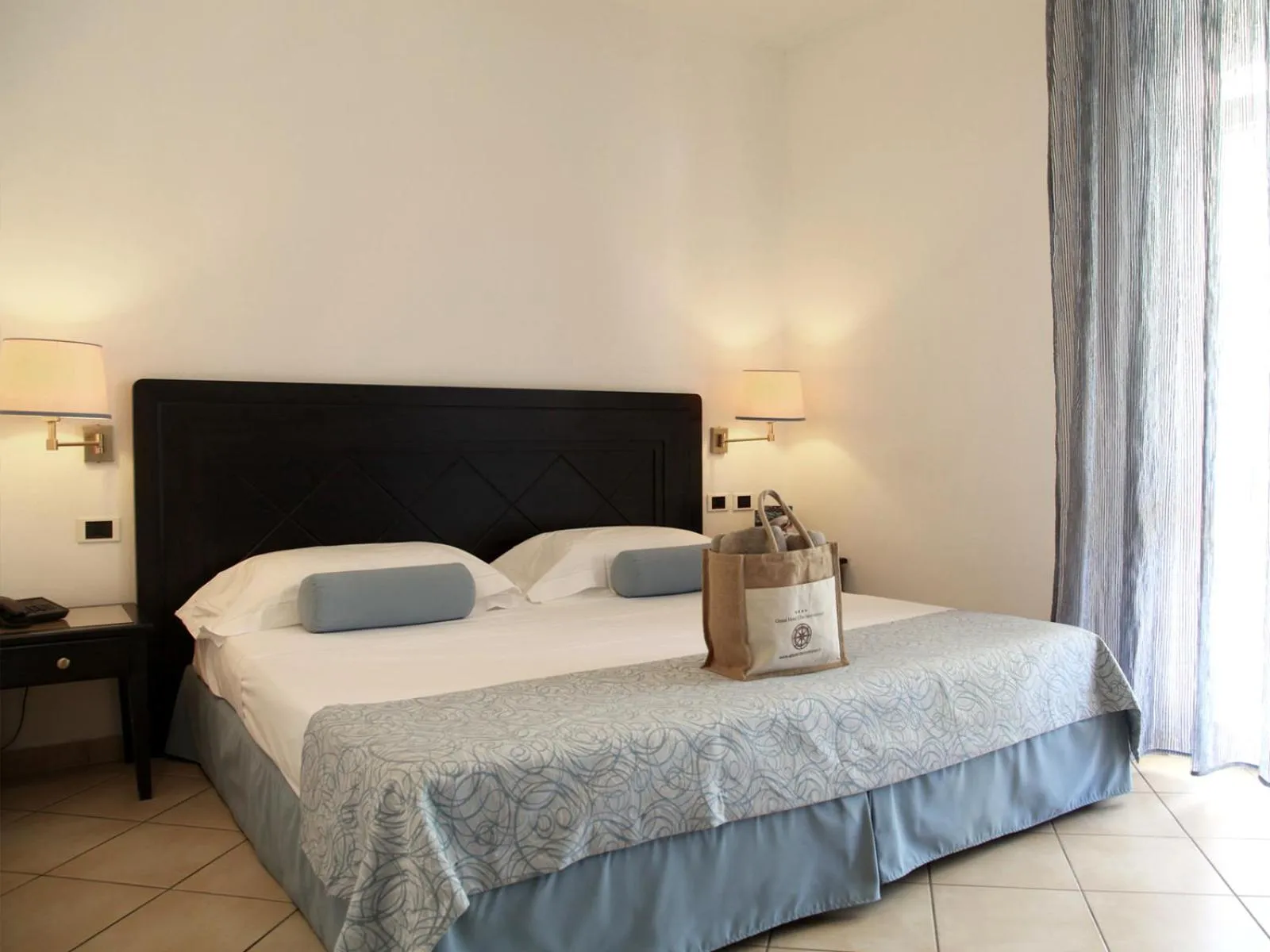 Bed in JR Resort Elba International