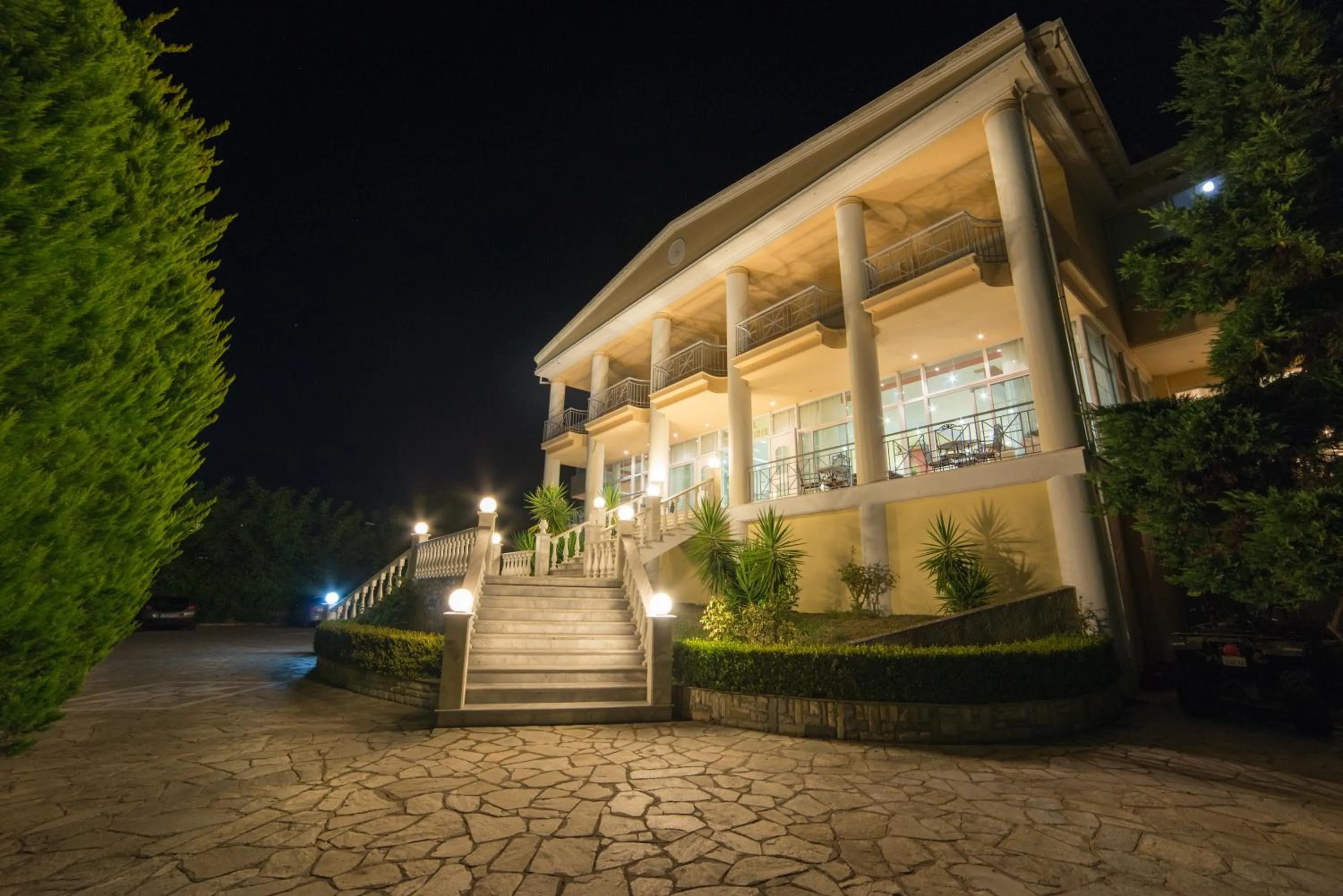 Property building in Hotel Diamantidis