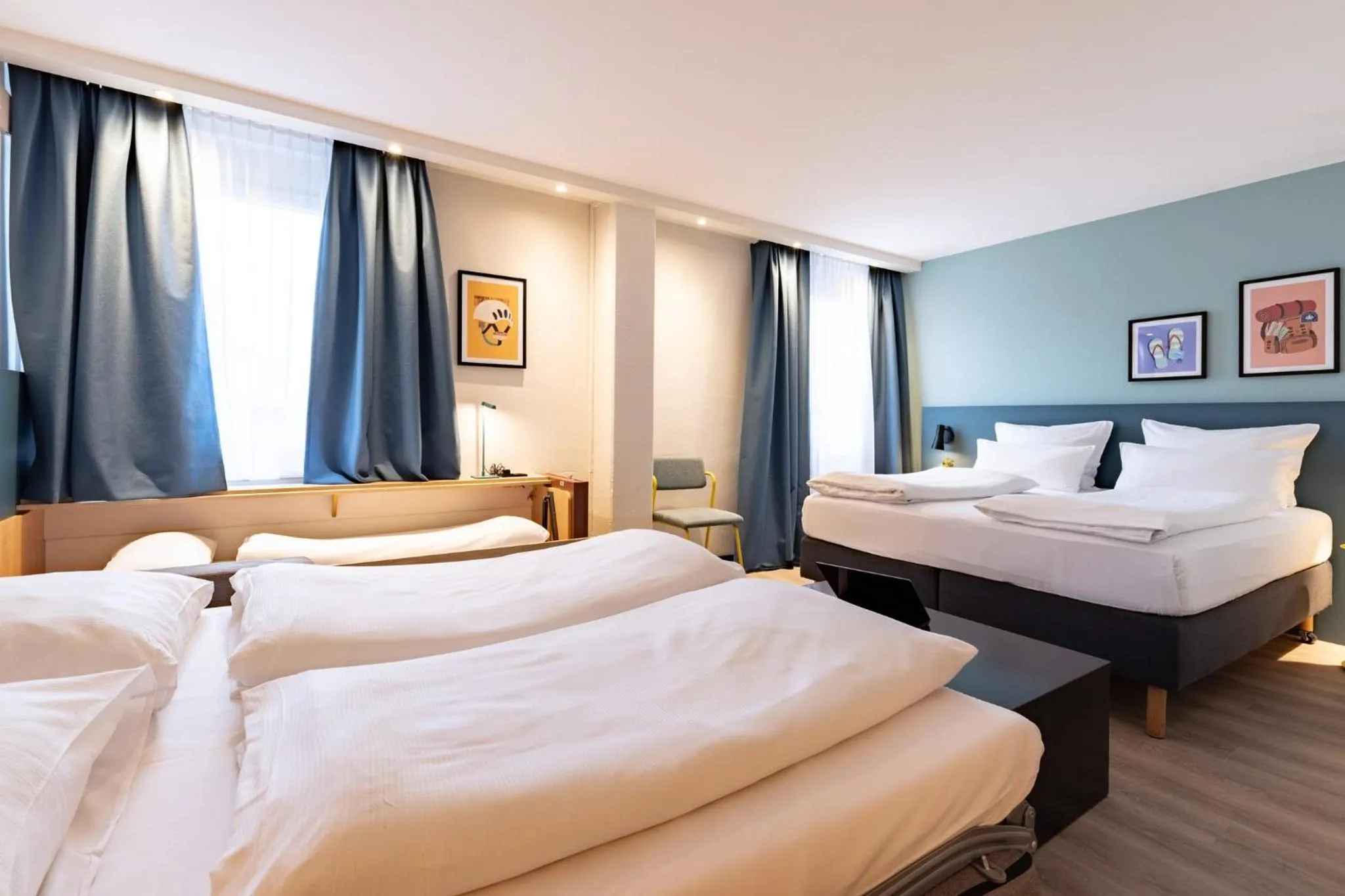 Photo of the whole room, Bed in Garner Hotel Osnabrück by IHG