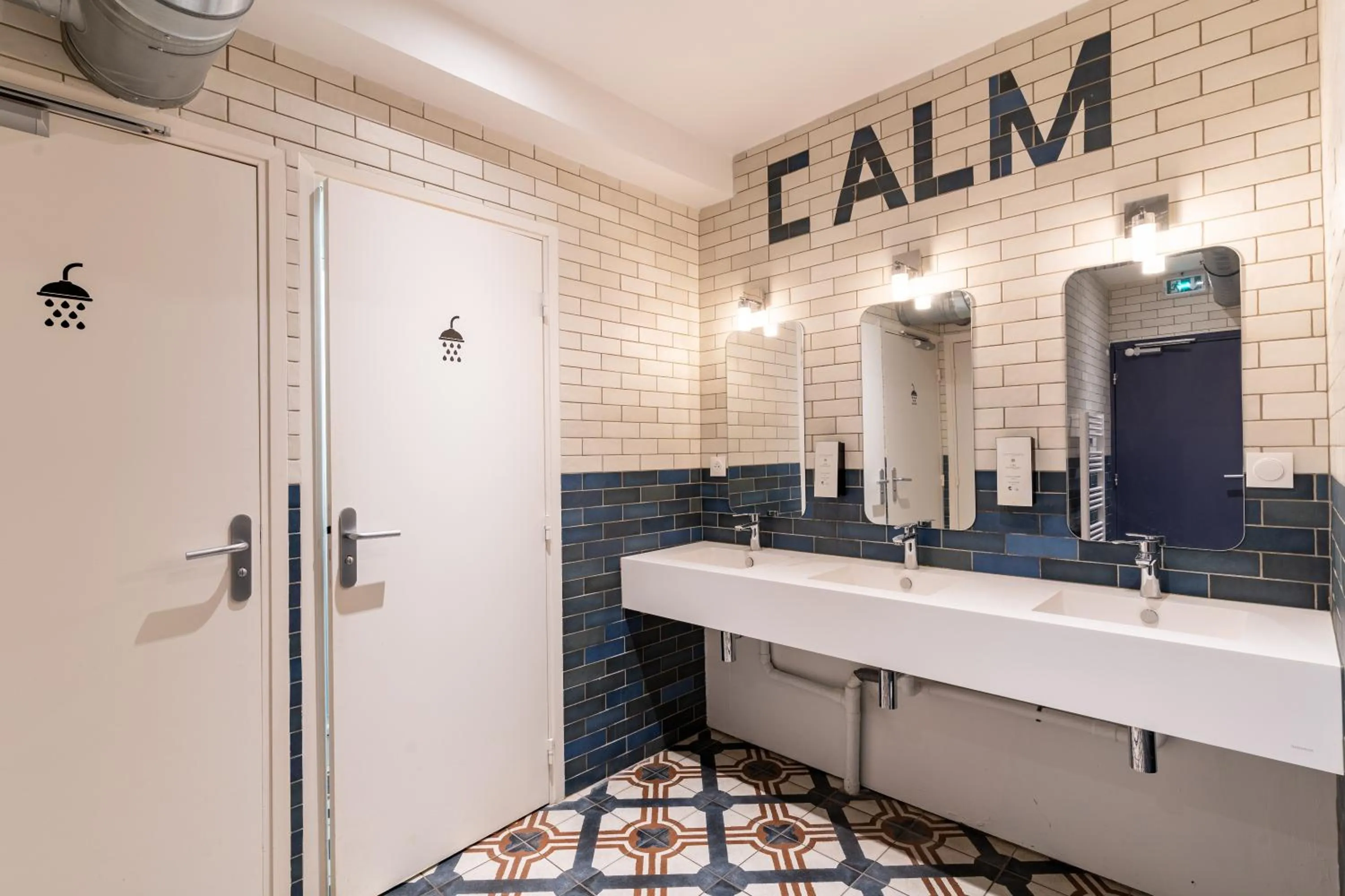 Bathroom in CALM Appart' & Hostel