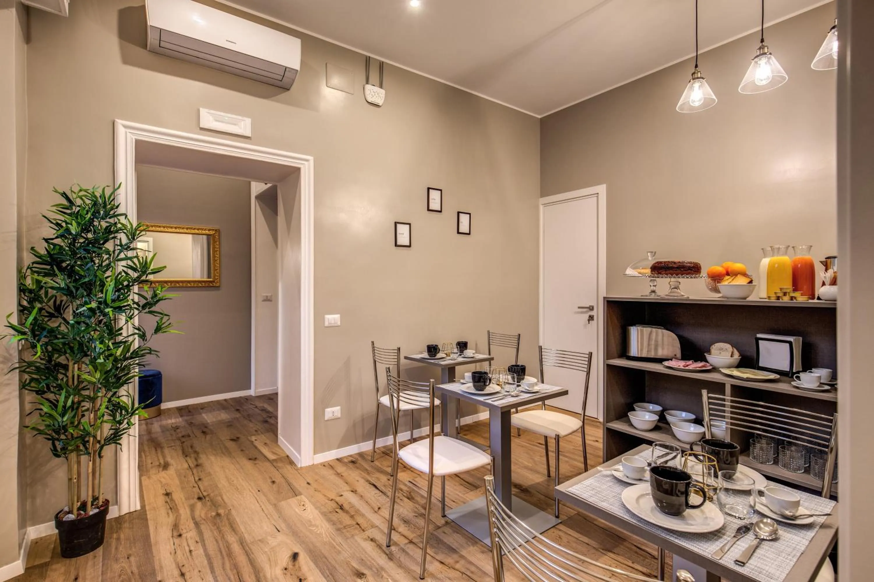 Breakfast in Elysium Suites