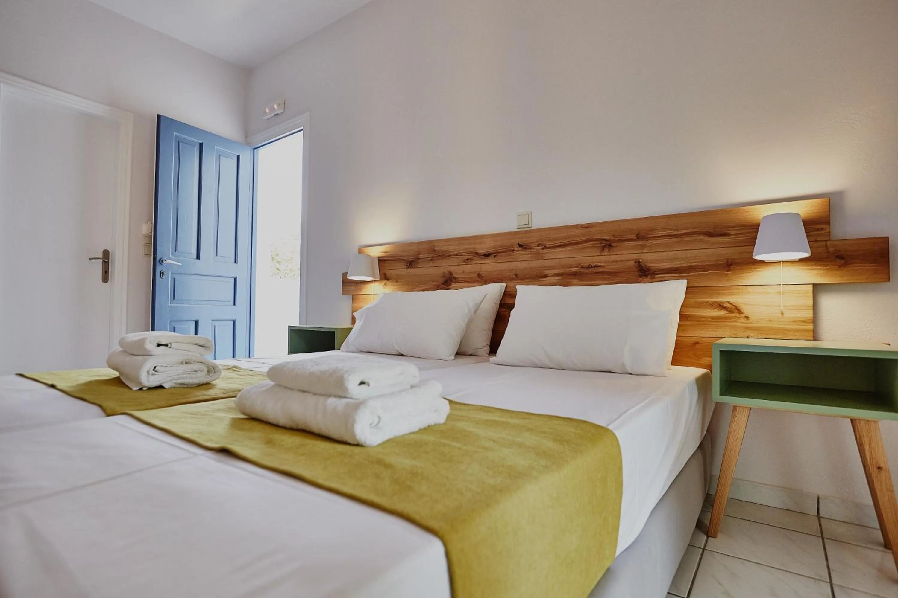 Shower, Bed in Irene Studios