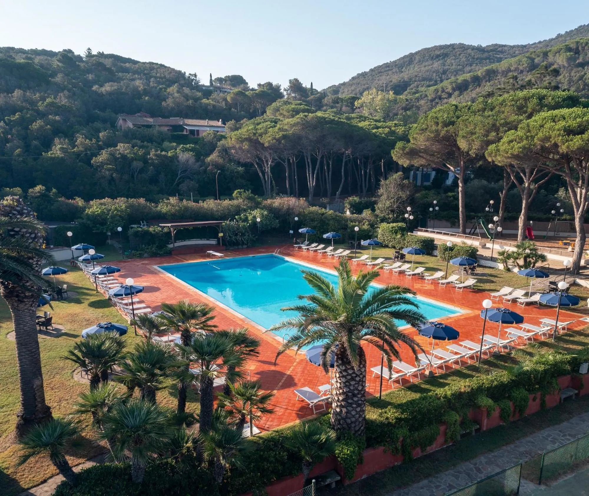 Swimming pool in Hotel Desiree