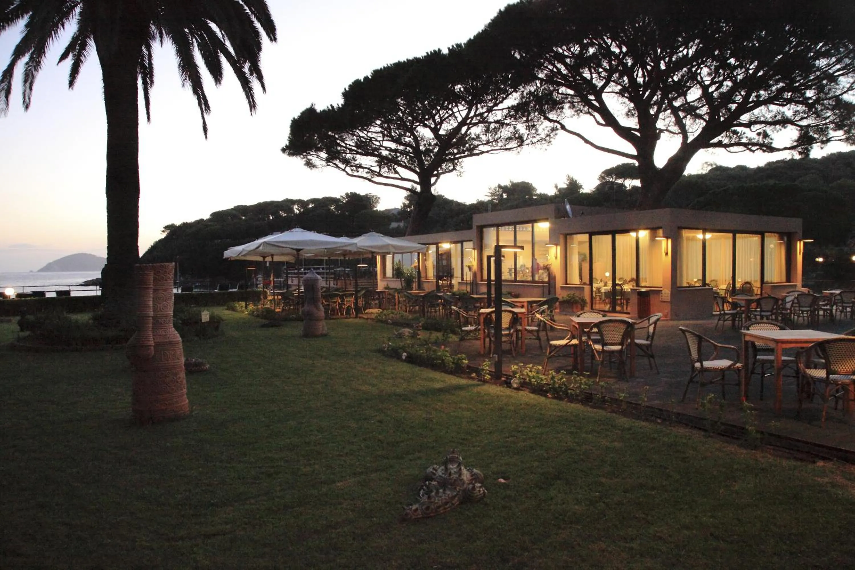 Patio in Hotel Desiree