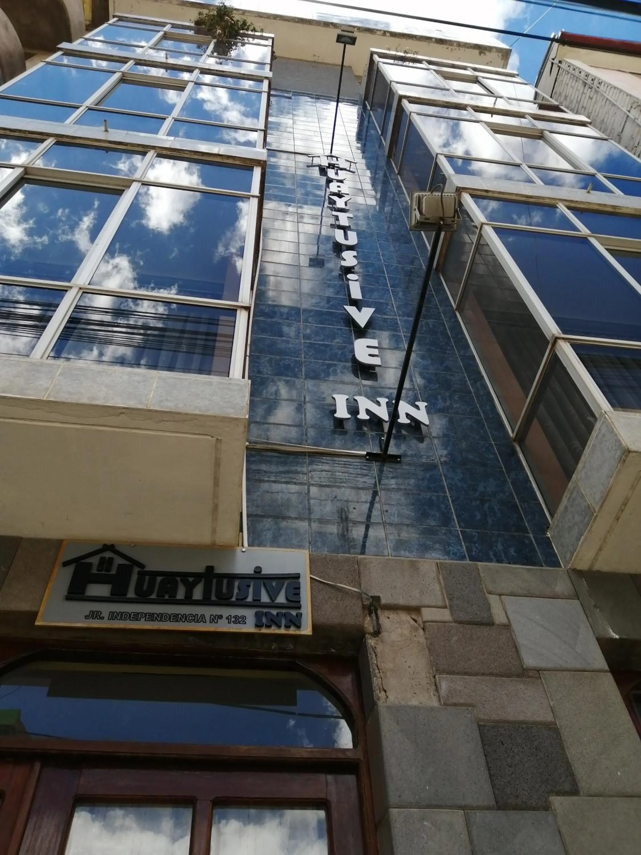 Property building in Huaytusive Inn Hotel