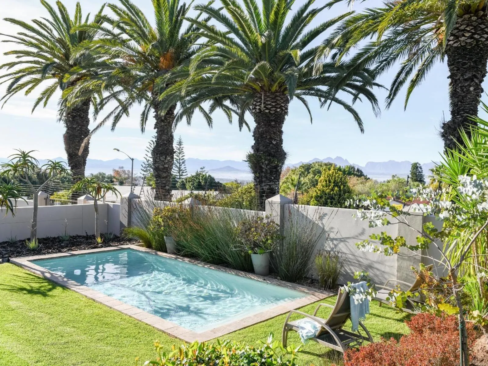 Swimming pool in Four Palms Accommodation