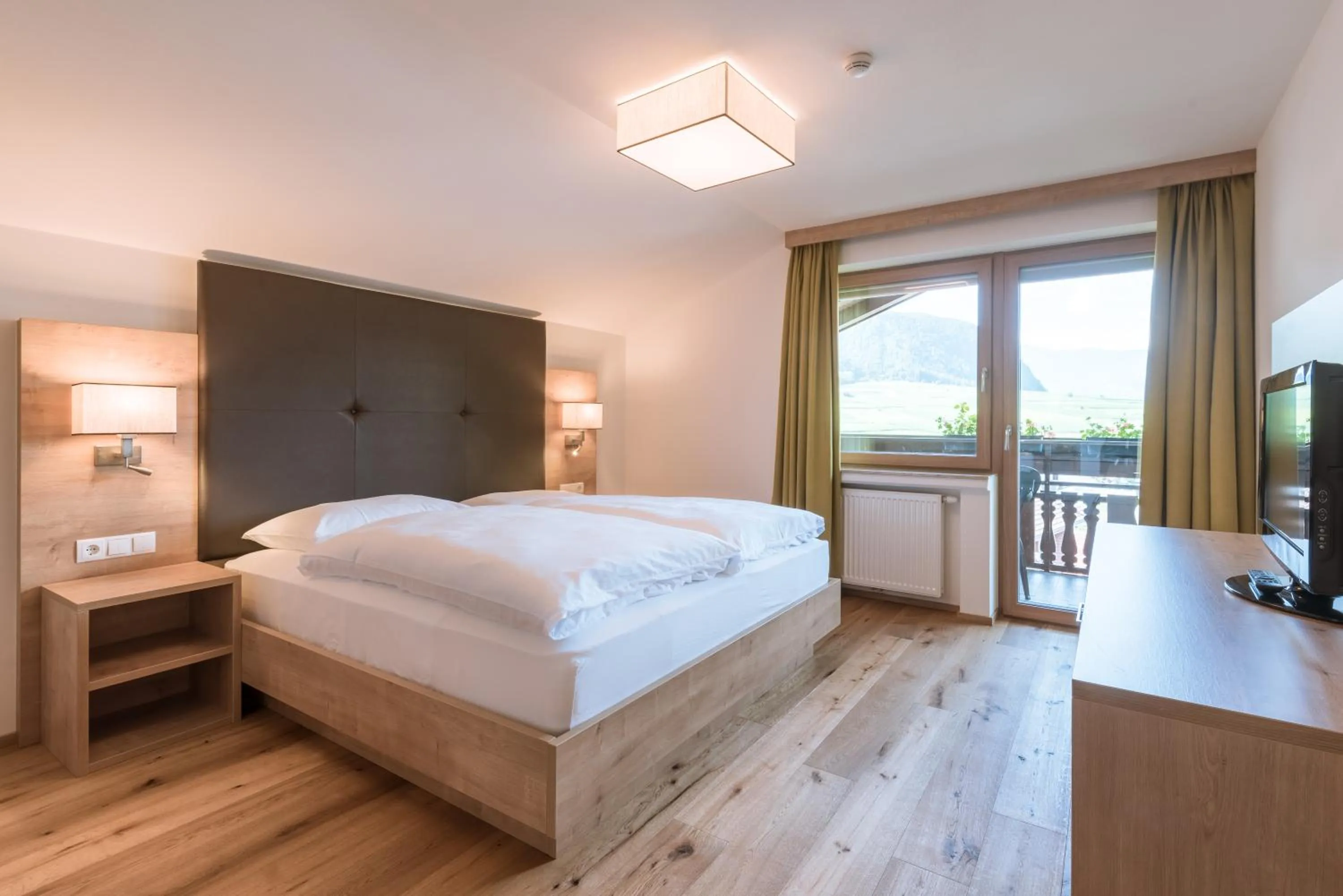 Bedroom, Bed in Aparthotel Panorama