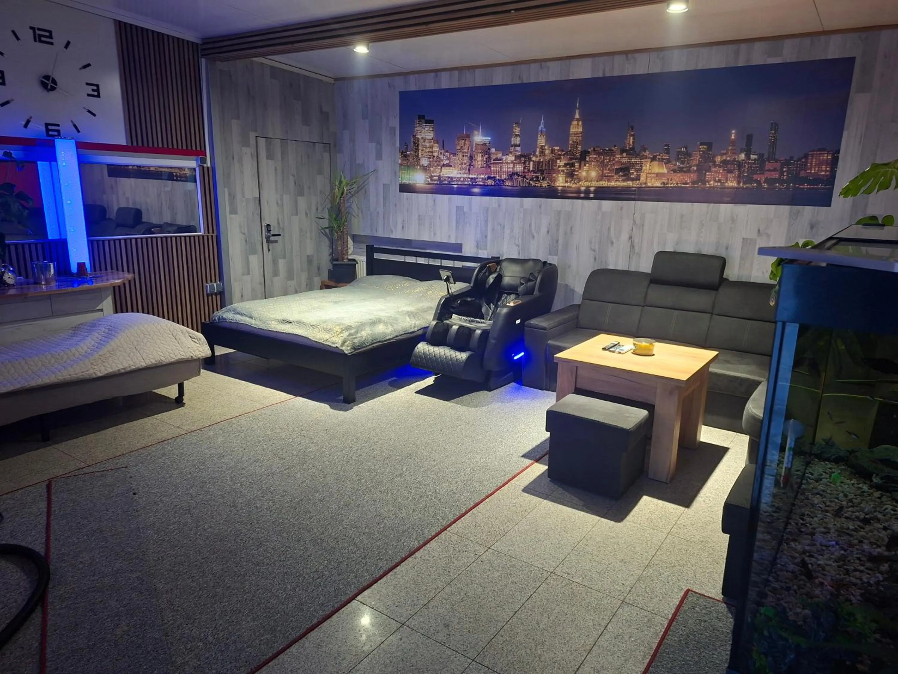 Bed in Villa Vip - pokoje,śniadanie,Apartament kinowy, Masaż