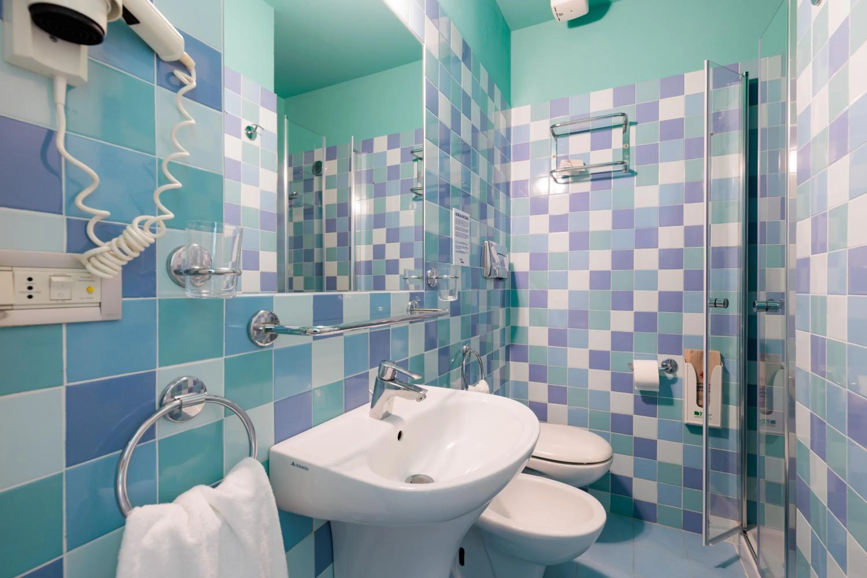 Bathroom in Hotel Nina