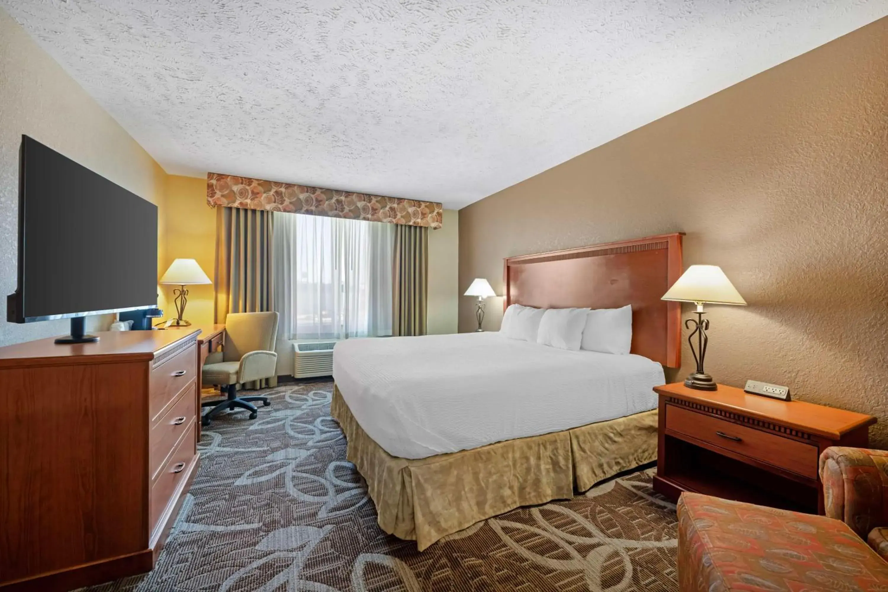 King Room - Non-Smoking in Best Western Plus Mid Nebraska Inn & Suites King Room - Non-Smoking in Best Western Plus Mid Nebraska Inn & Suites