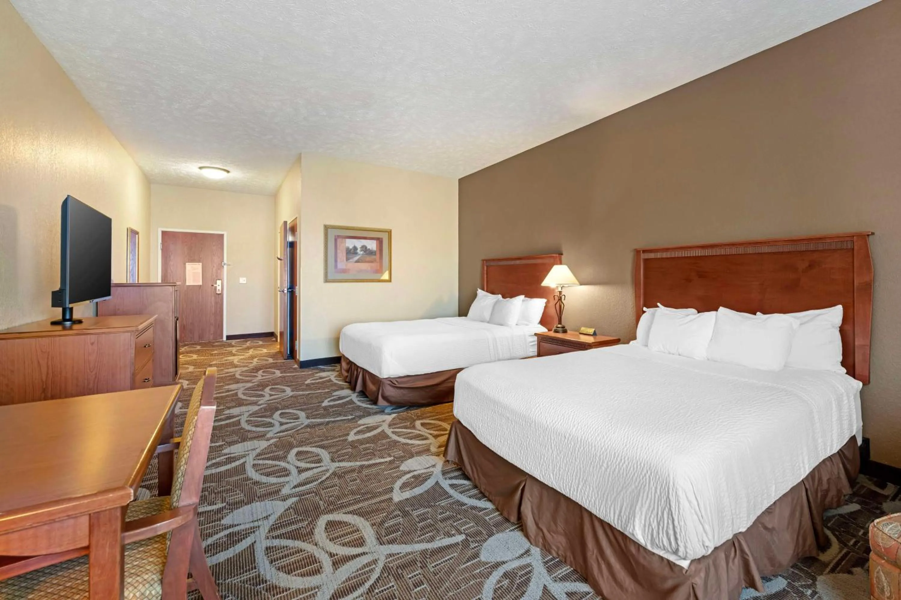 Bedroom, Bed in Best Western Plus Mid Nebraska Inn & Suites