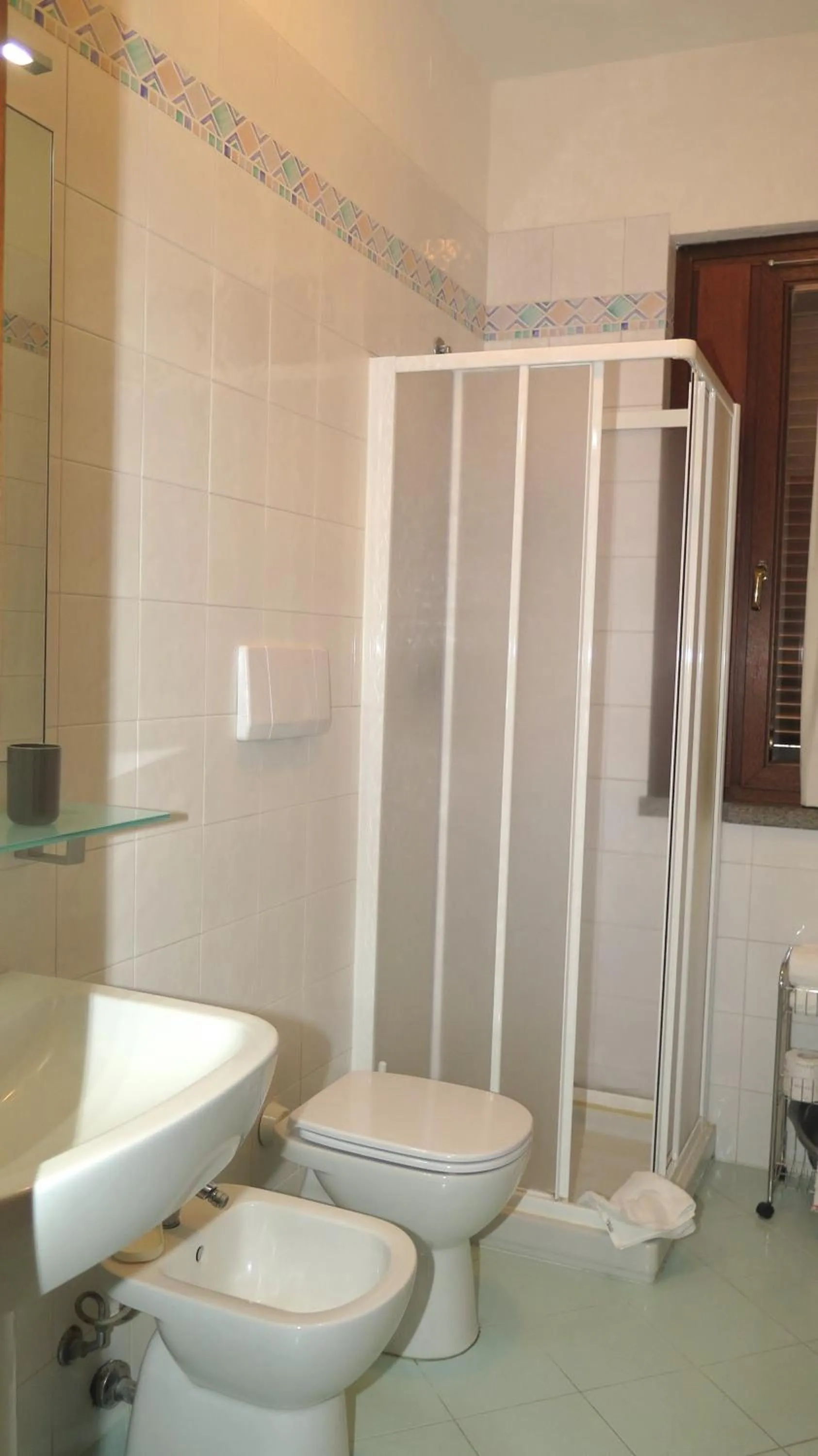 Shower in Residenza Turistico Alberghiera Corallo