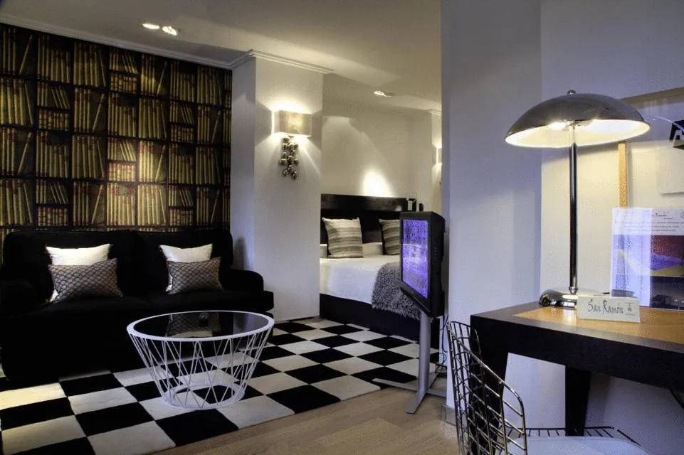 Photo of the whole room, Bed in San Ramón del Somontano