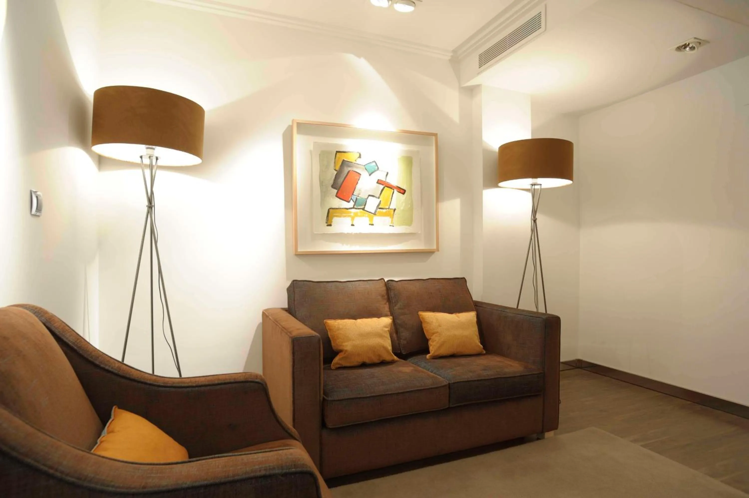 Photo of the whole room in San Ramón del Somontano