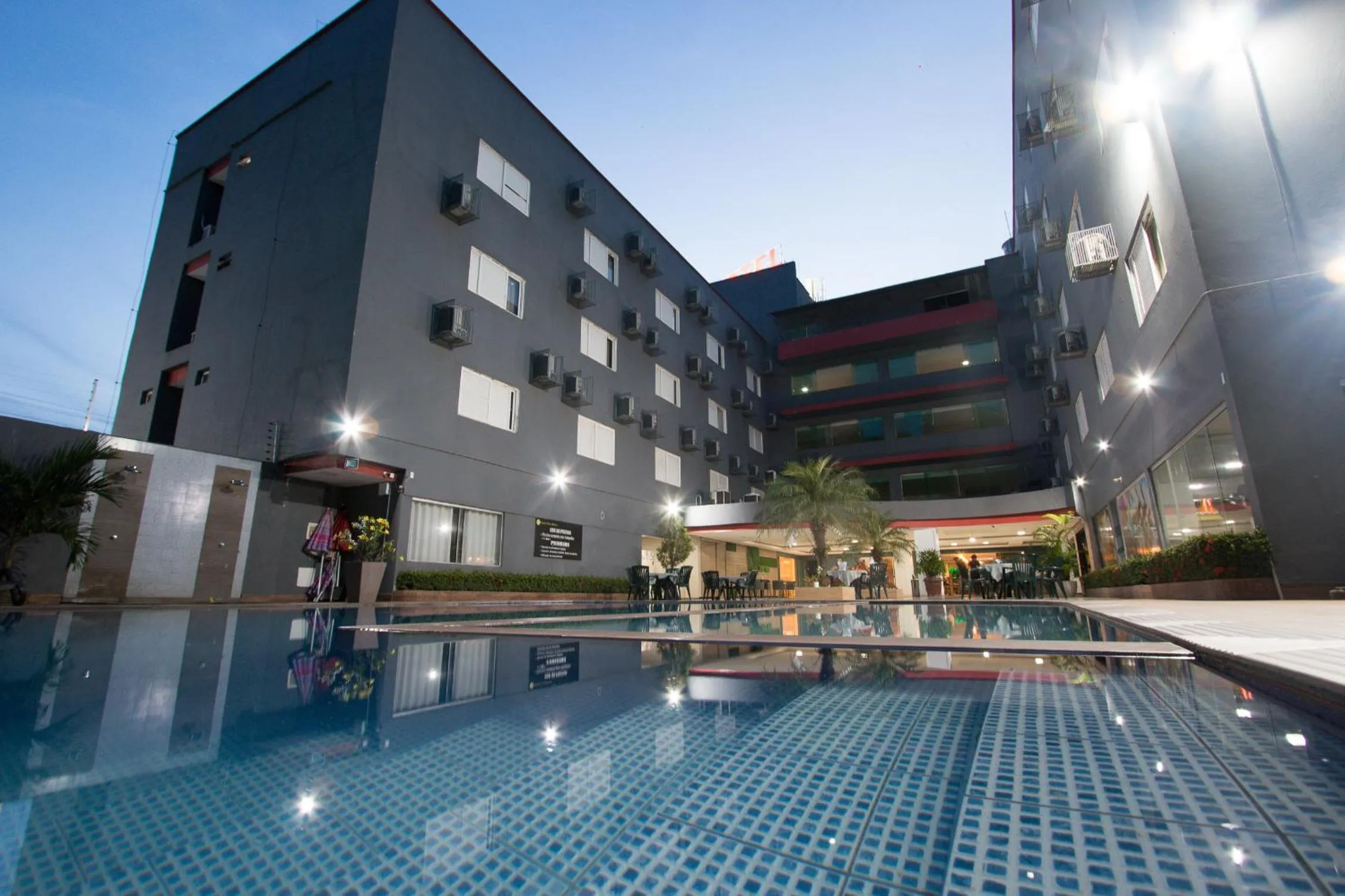 Swimming pool in Golden Ville Hotel