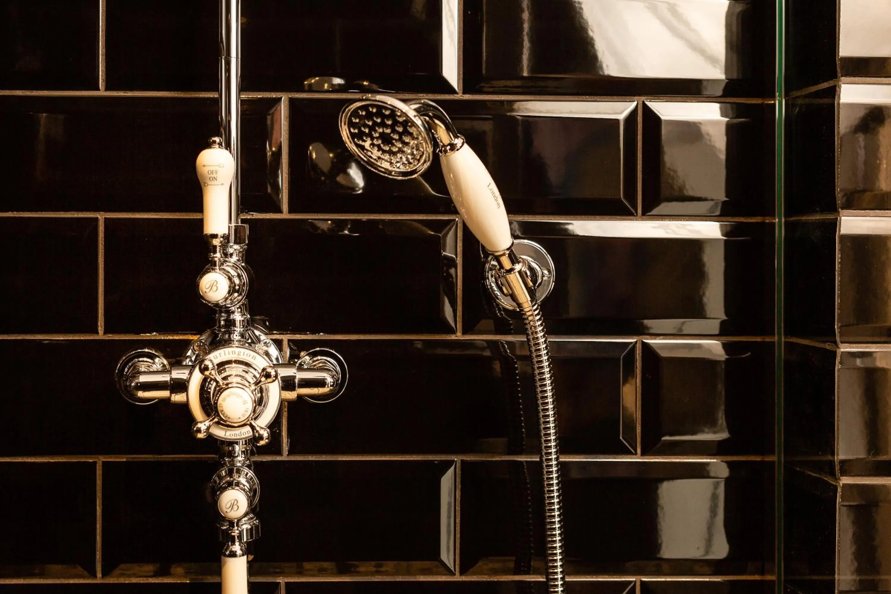 Shower in R13 - A Townhouse Hotel