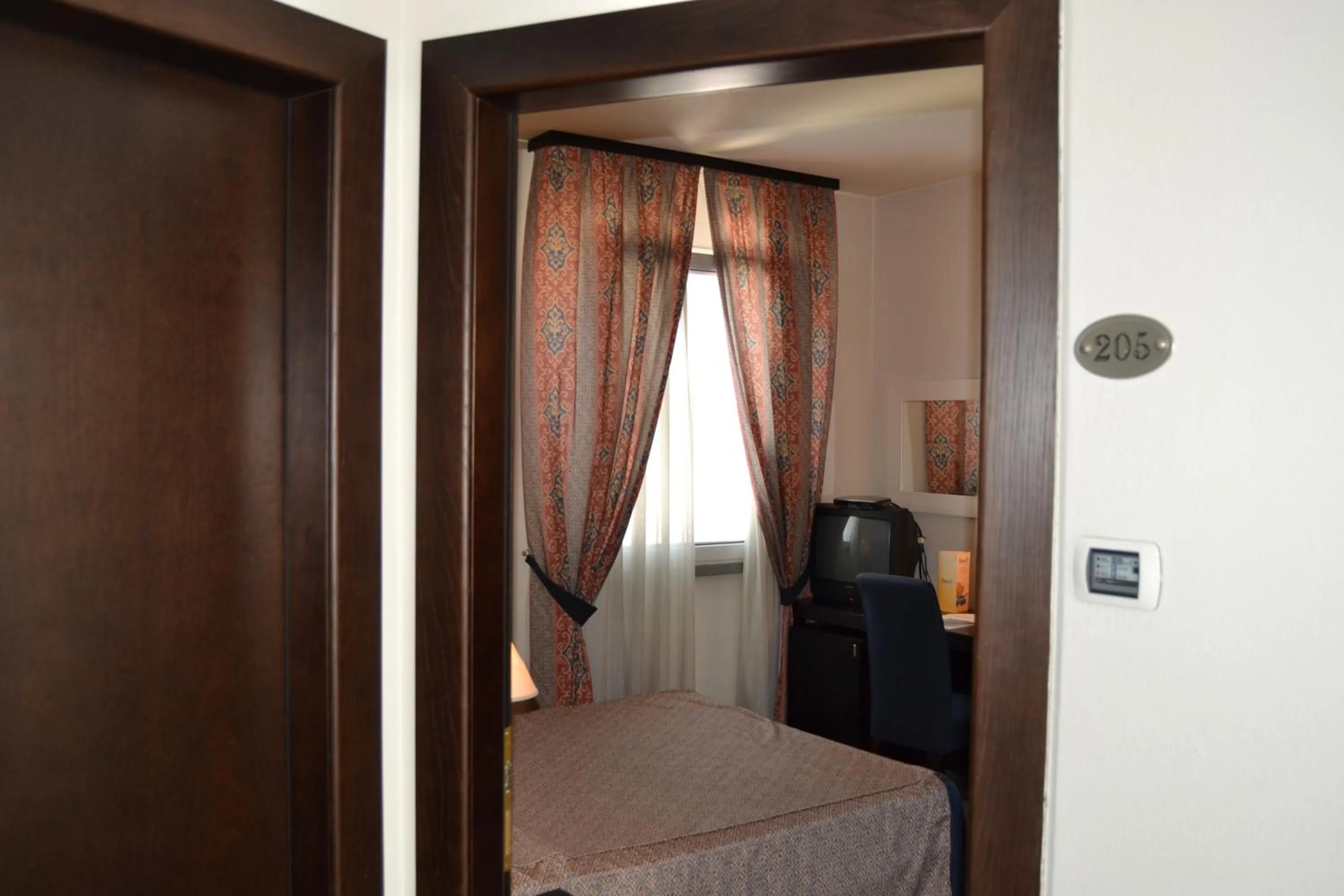 Bedroom, Bed in Hotel I' Fiorino