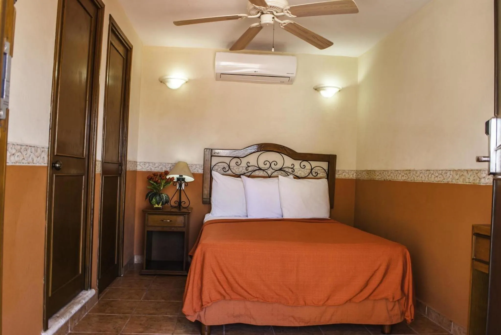 Bed in Maya Campeche Hotel