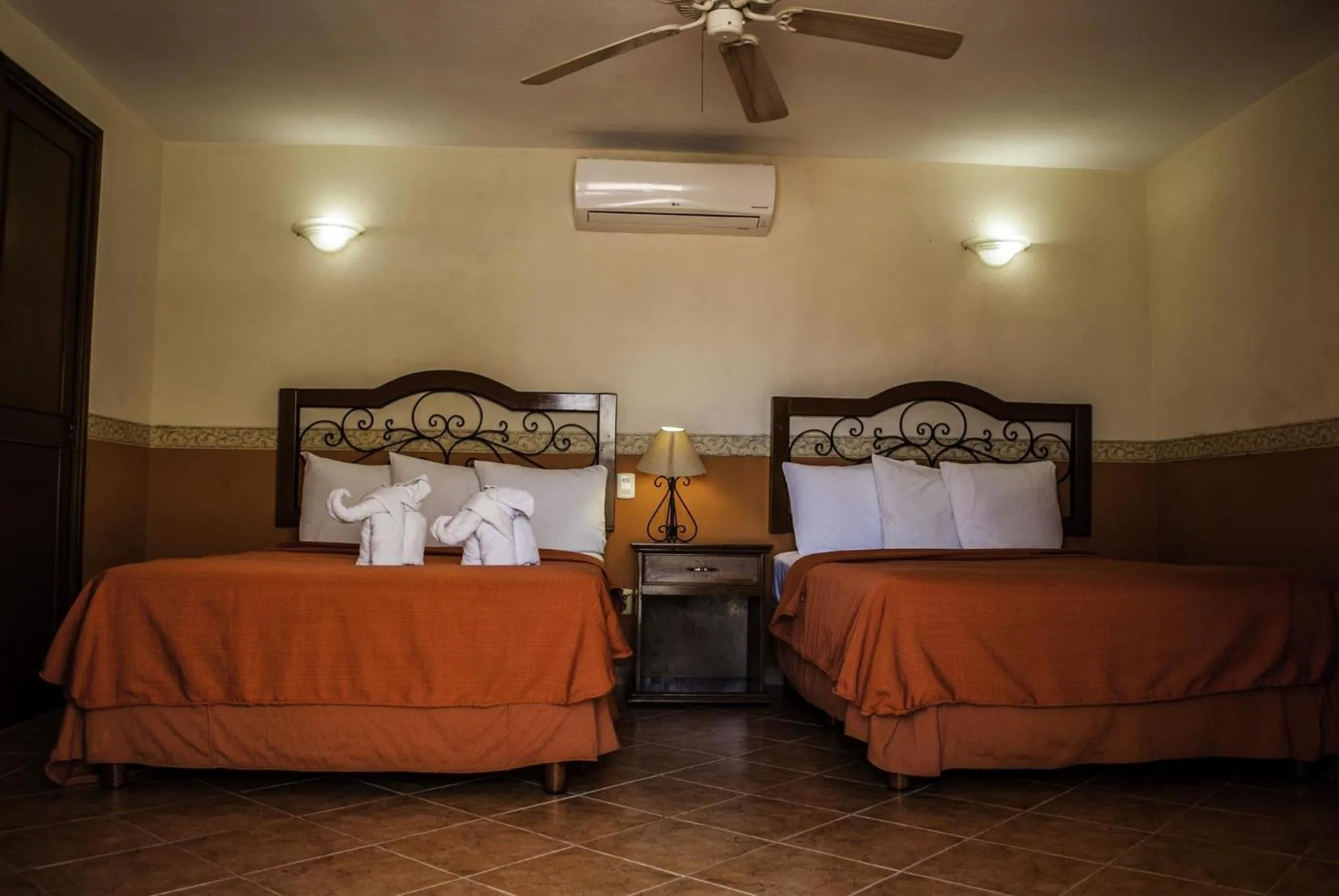 Bed in Maya Campeche Hotel
